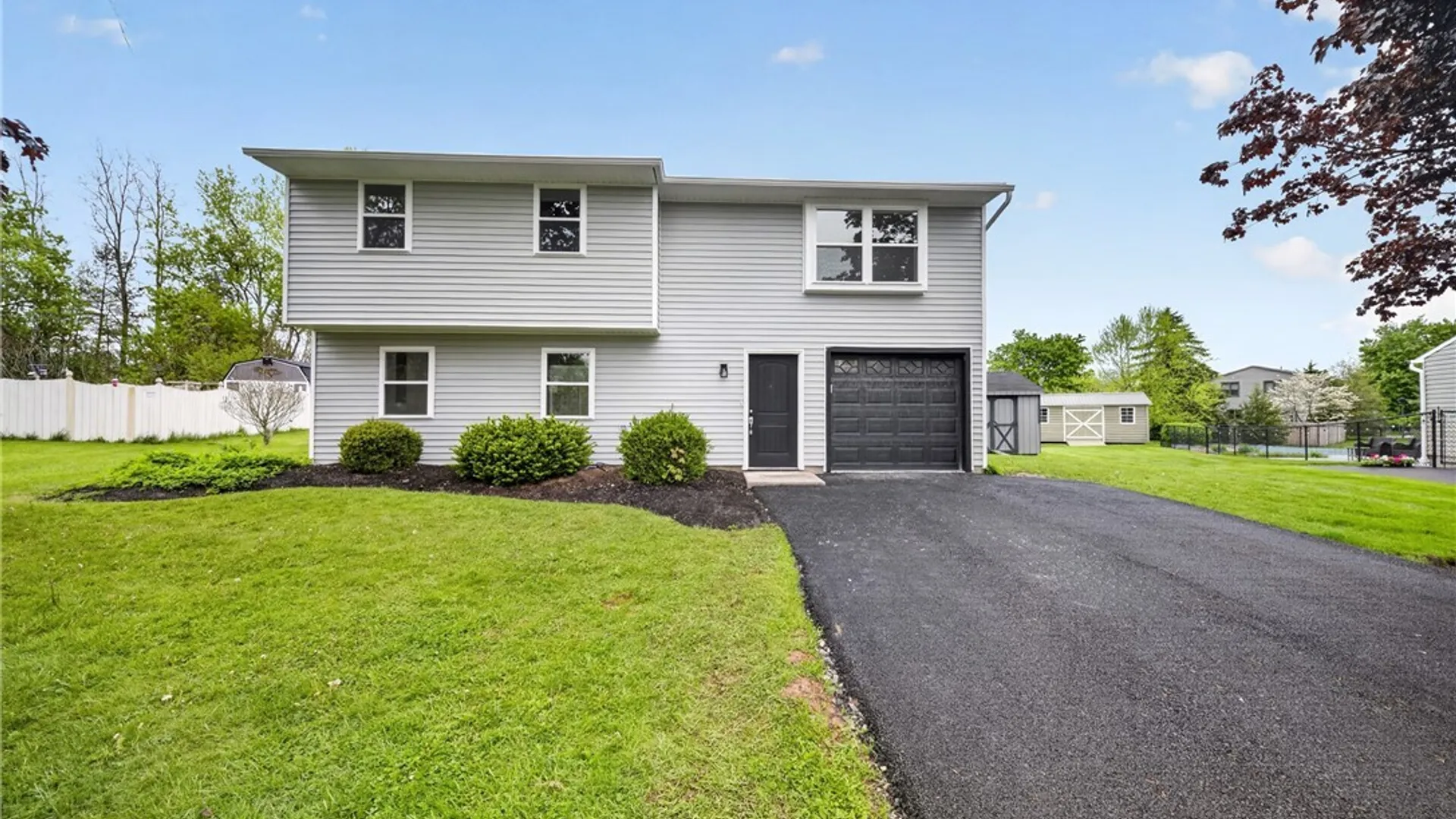 Property at 3728 Pendulum, Clay, NY 13027 5