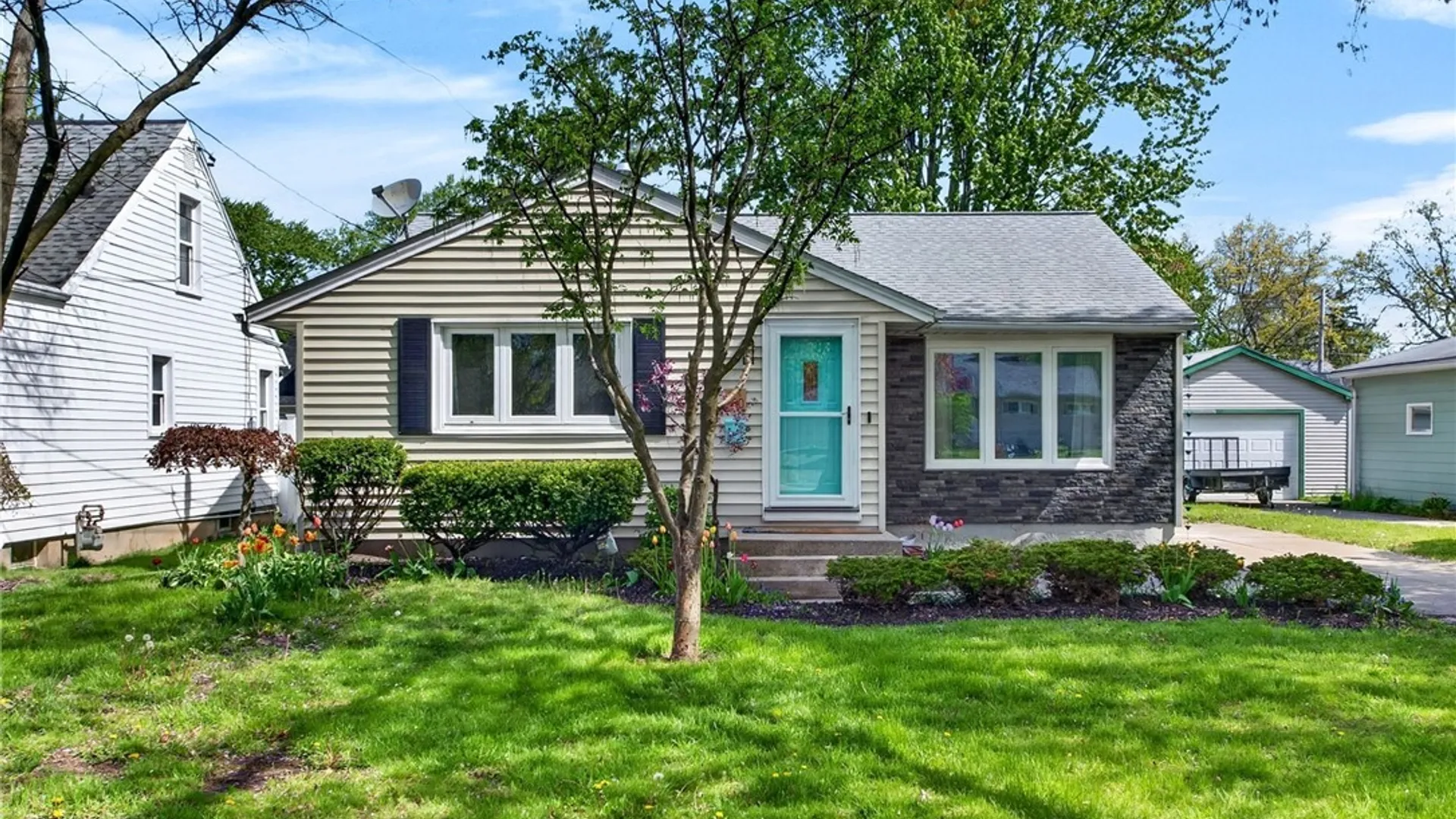 Property at 780 Oneida Street, Lewiston, NY 14092 2