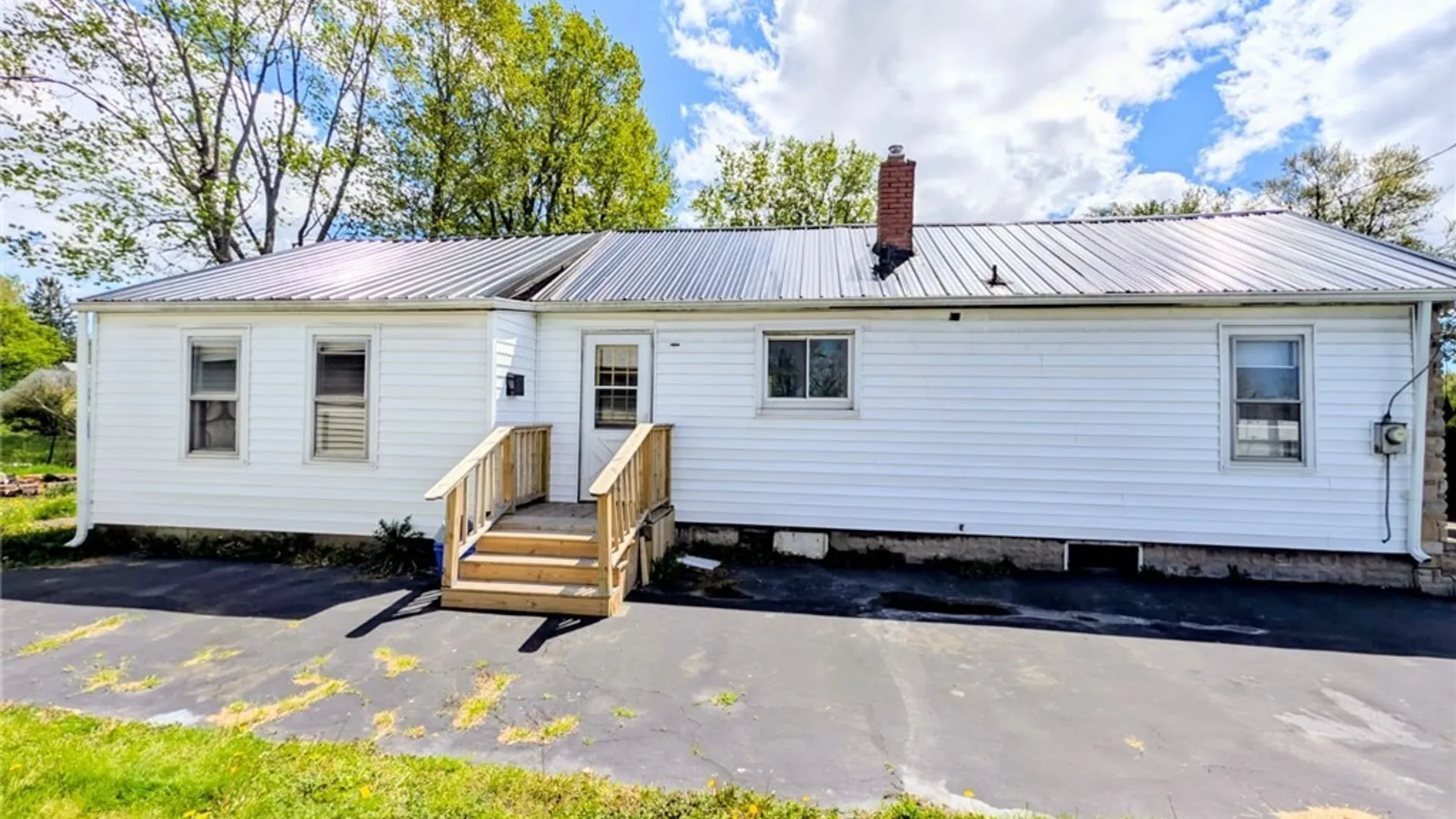 Property at 959 Erie Avenue, North Tonawanda, NY 14120 4