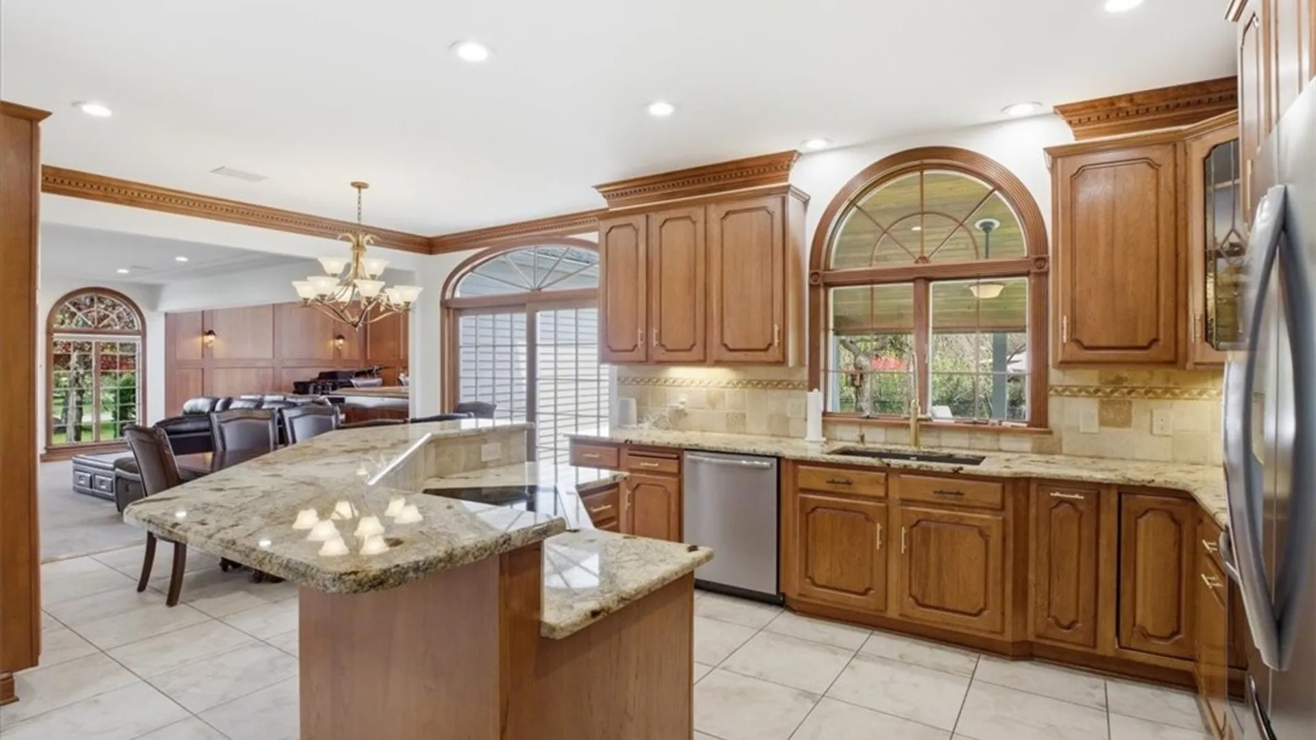 Property at 5559 Oakdale Lane, Clarence, NY 14221 20