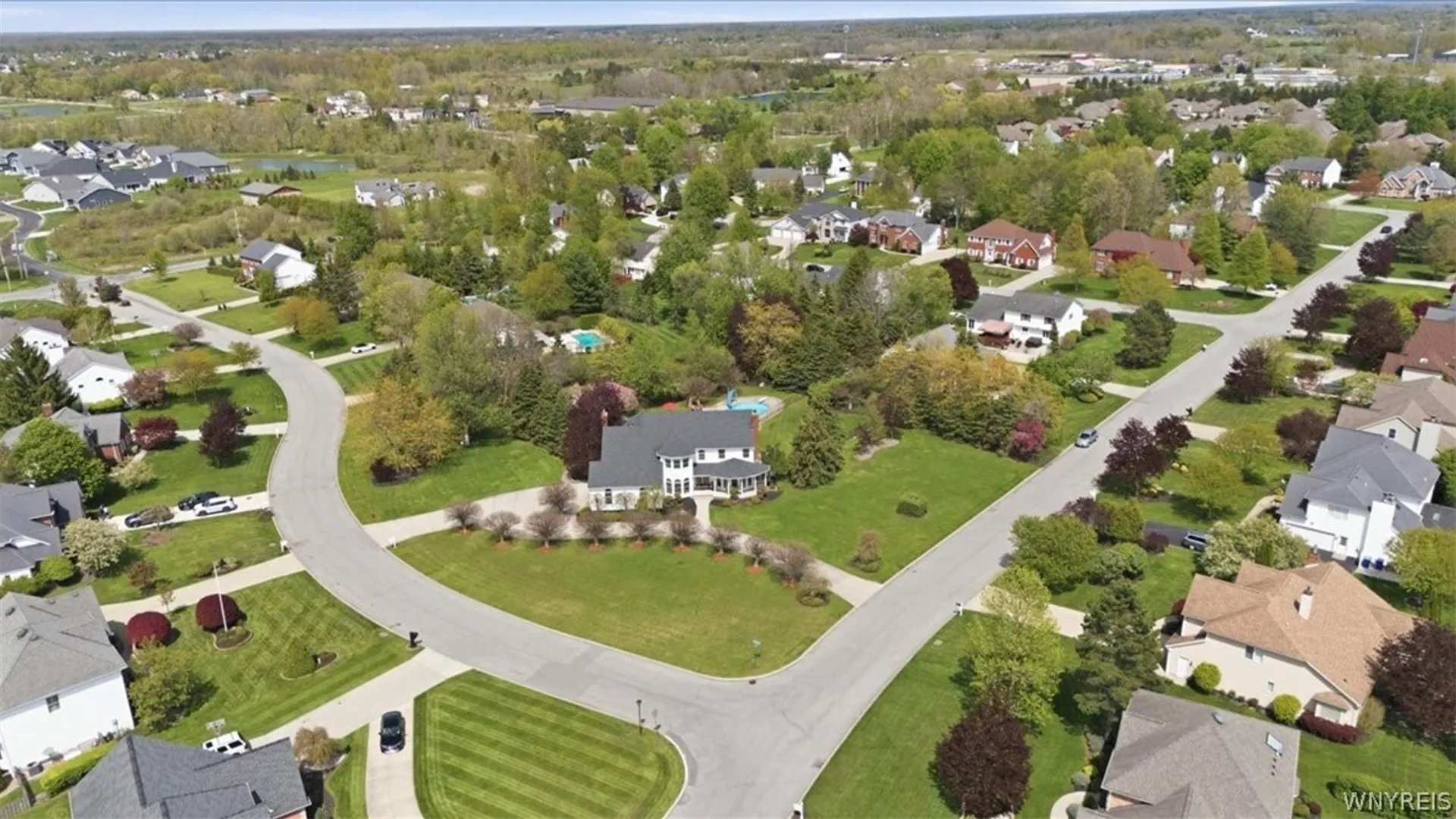 Property at 5559 Oakdale Lane, Clarence, NY 14221 47