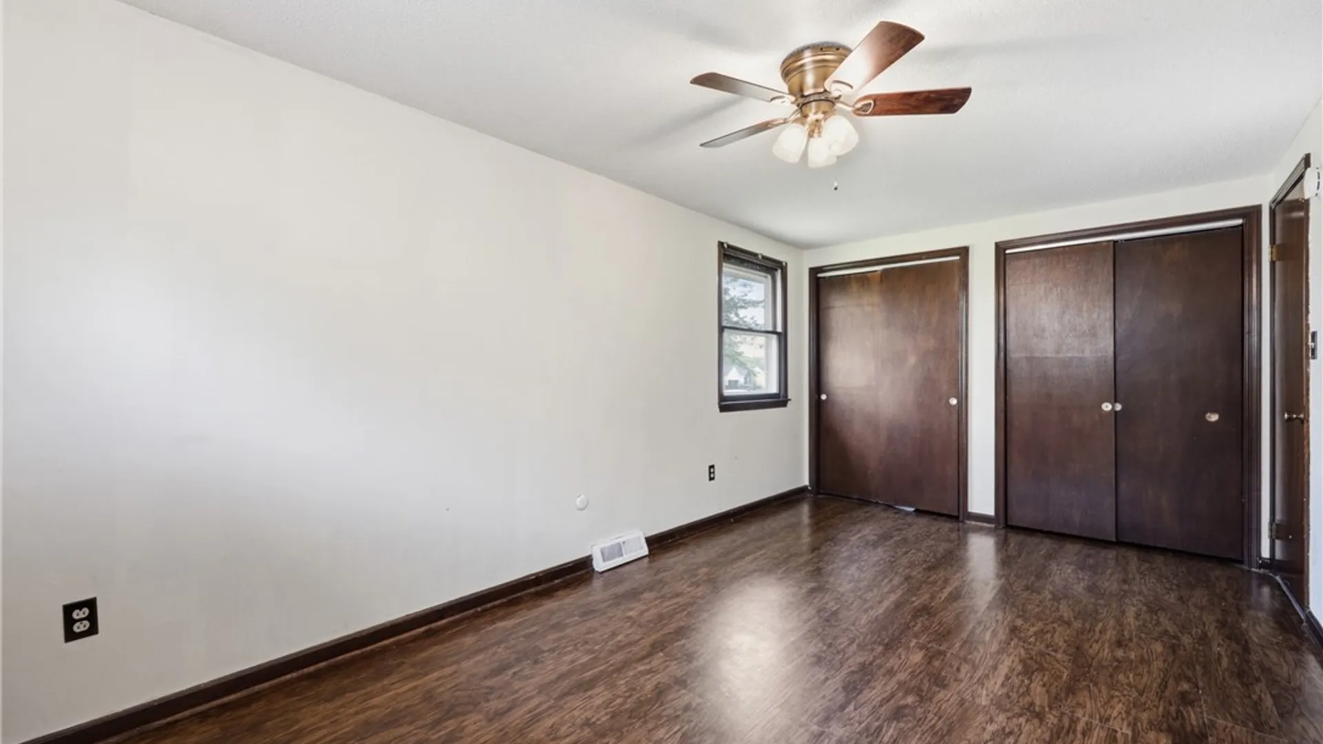 Property at 881 Castlebar Drive, North Tonawanda, NY 14120 15