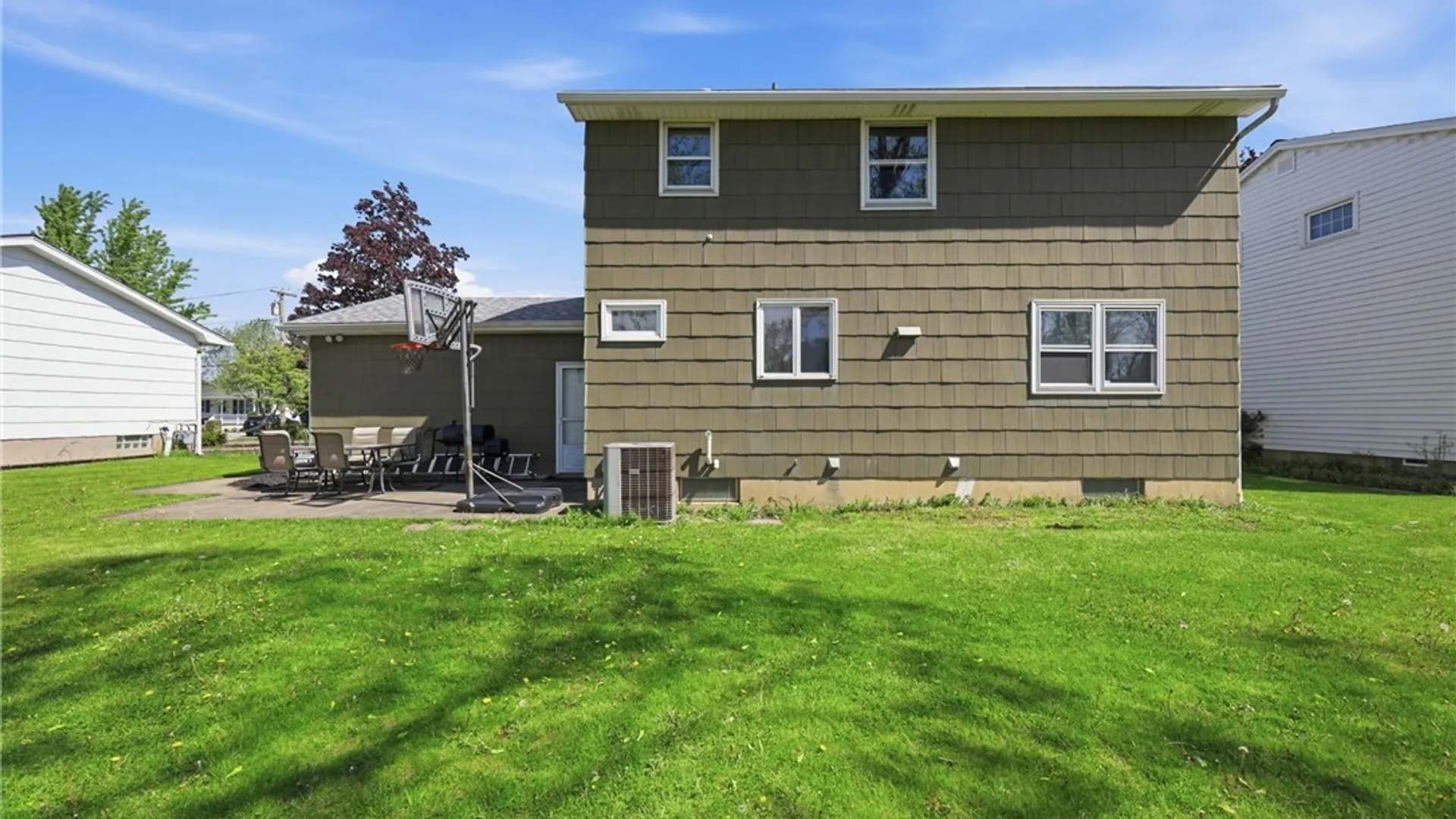 Property at 881 Castlebar Drive, North Tonawanda, NY 14120 22