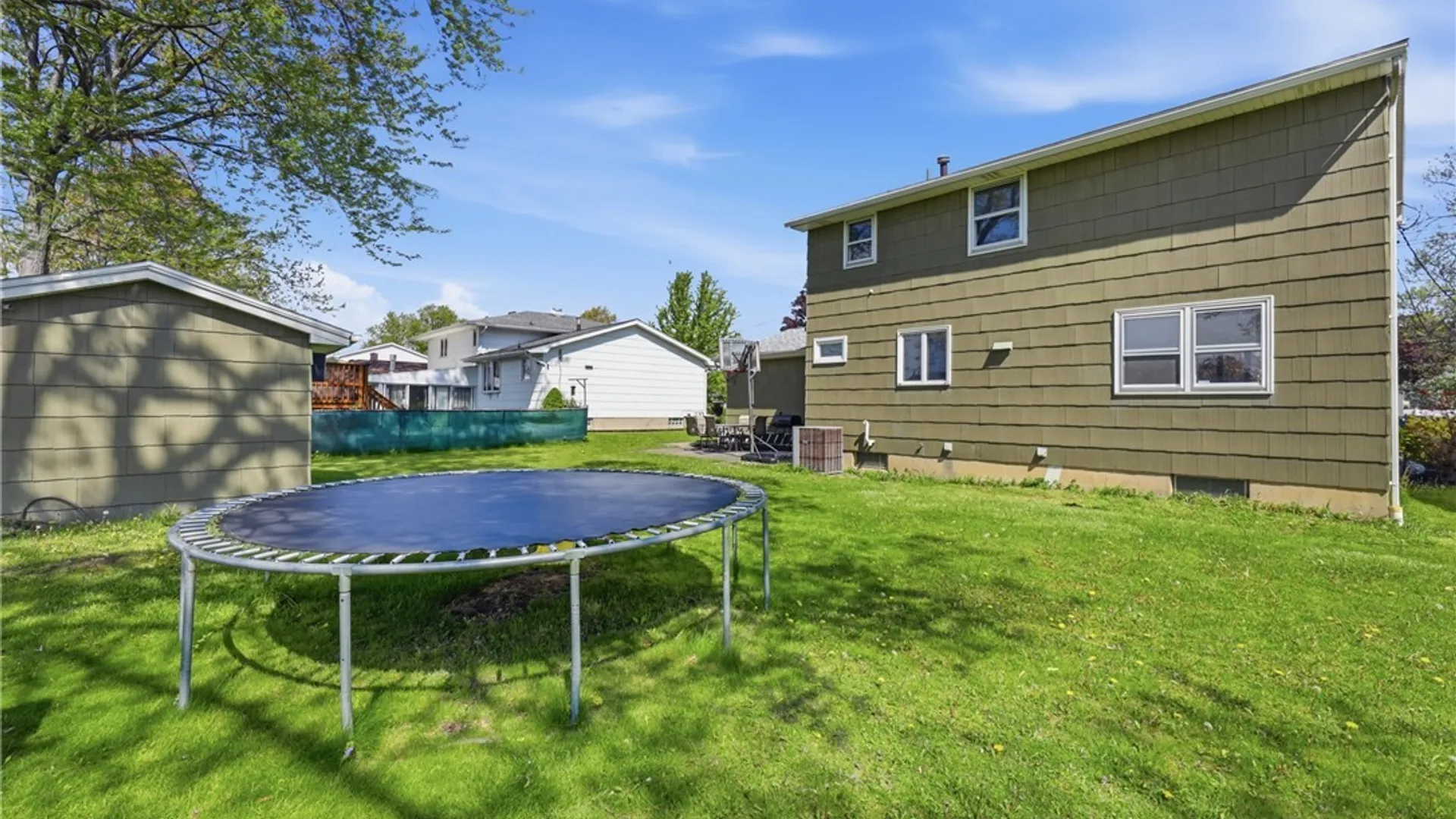 Property at 881 Castlebar Drive, North Tonawanda, NY 14120 23