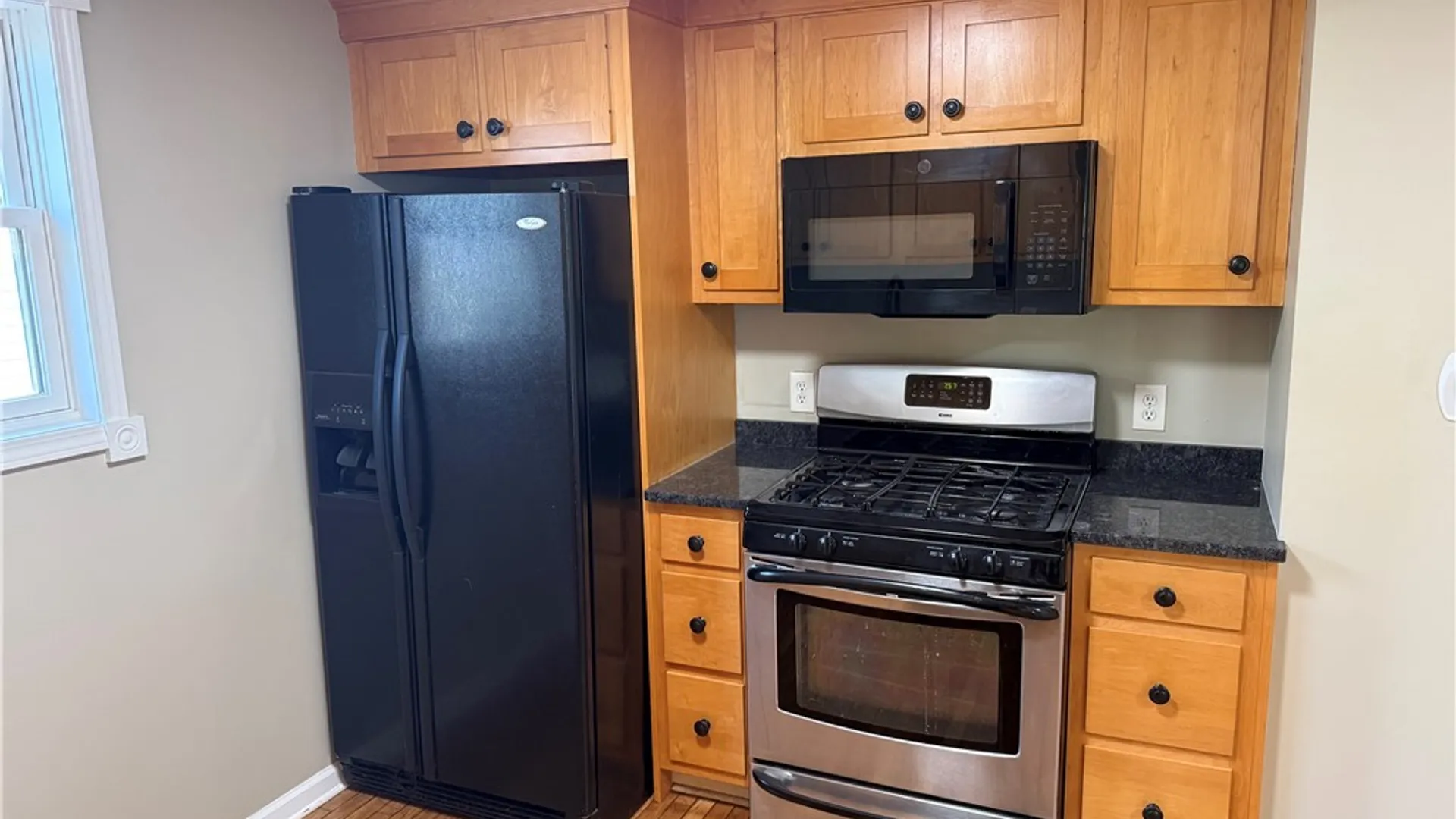 Property at 2554 Niagara Road, Wheatfield, NY 14304 10
