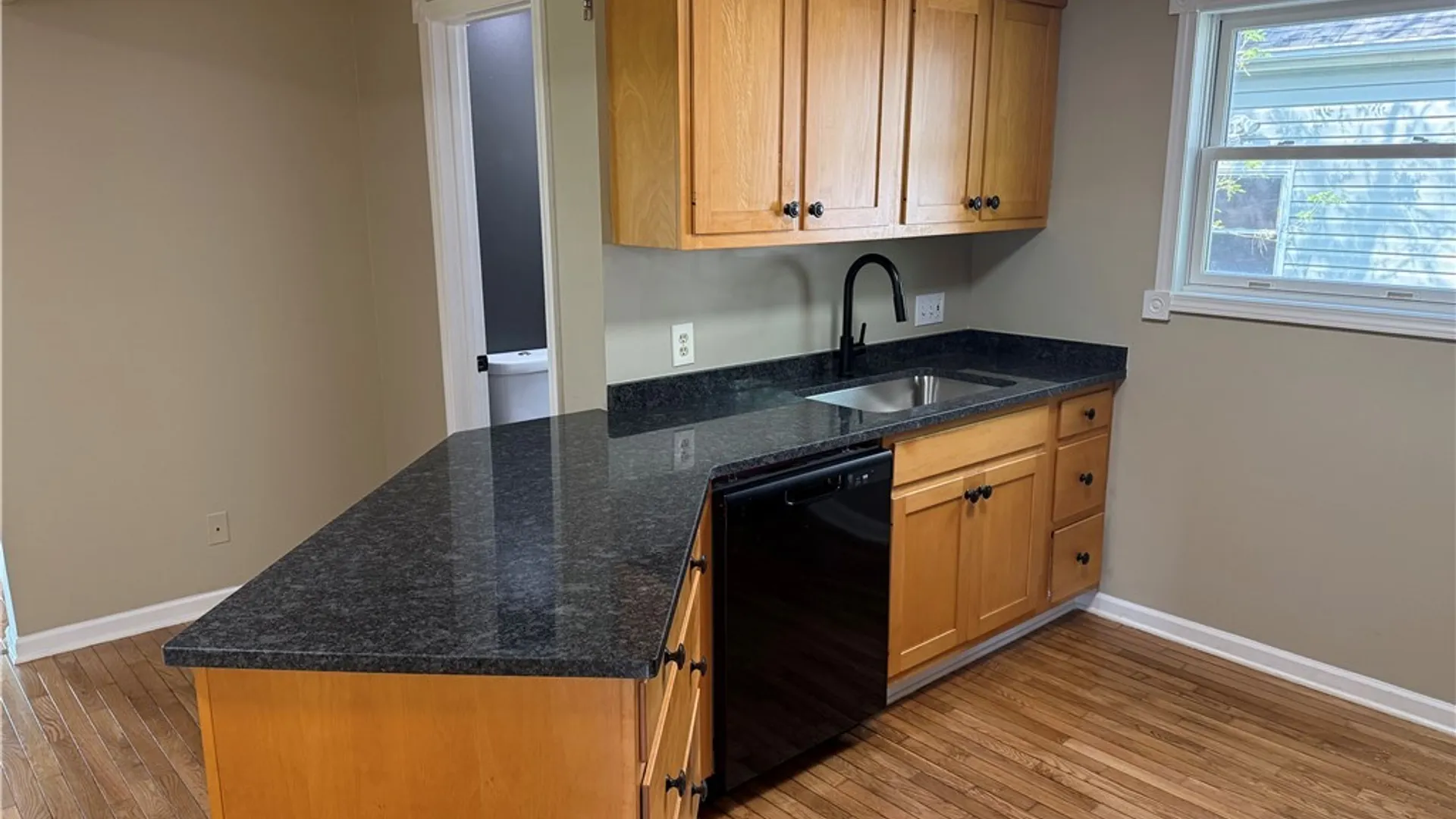 Property at 2554 Niagara Road, Wheatfield, NY 14304 9