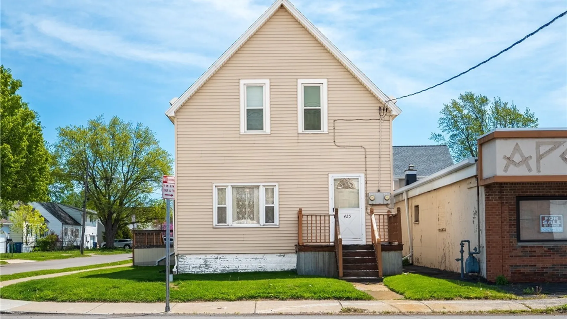 Property at 425 Hopkins Street, Buffalo, NY 14220 2