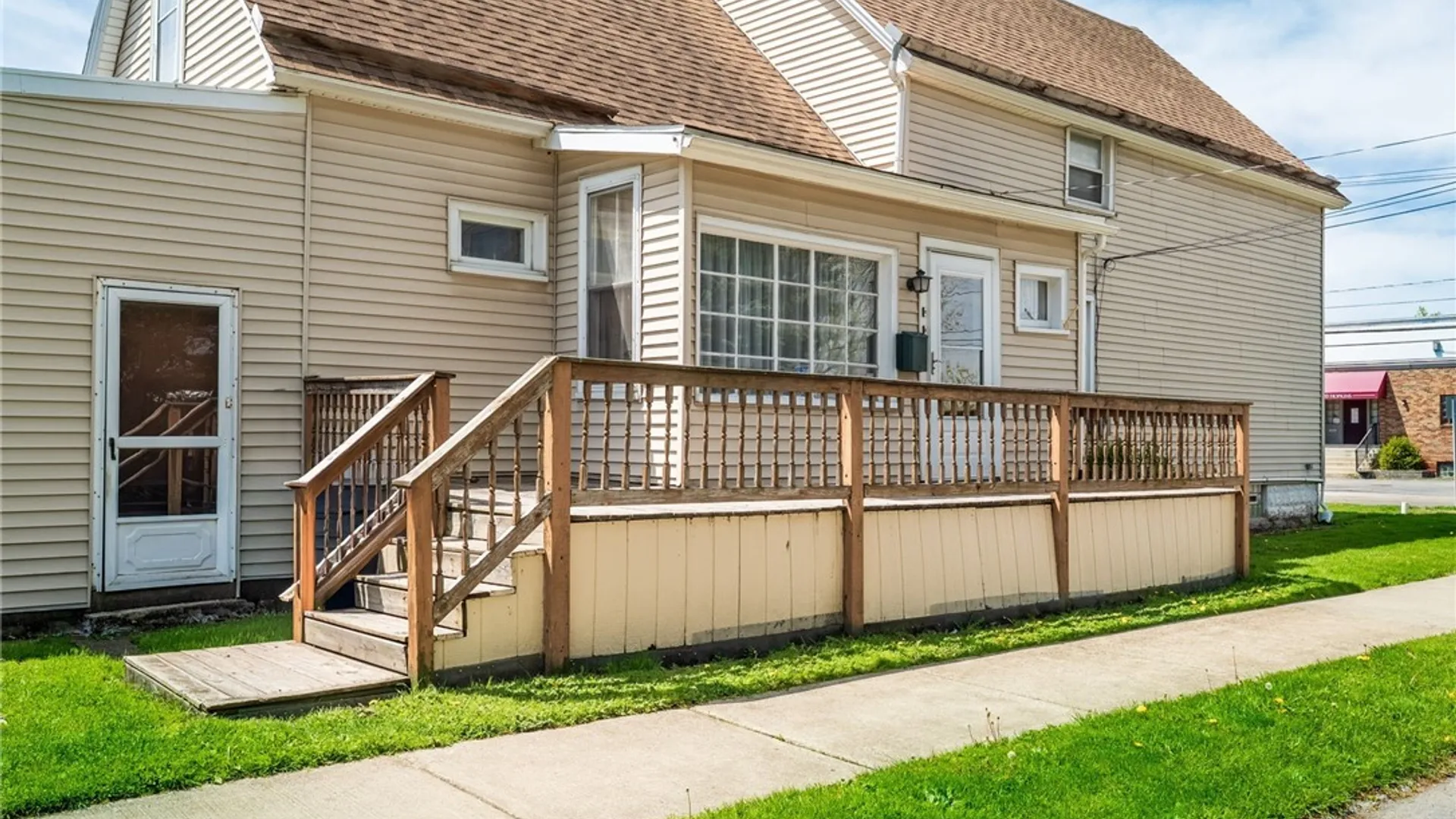 Property at 425 Hopkins Street, Buffalo, NY 14220 3