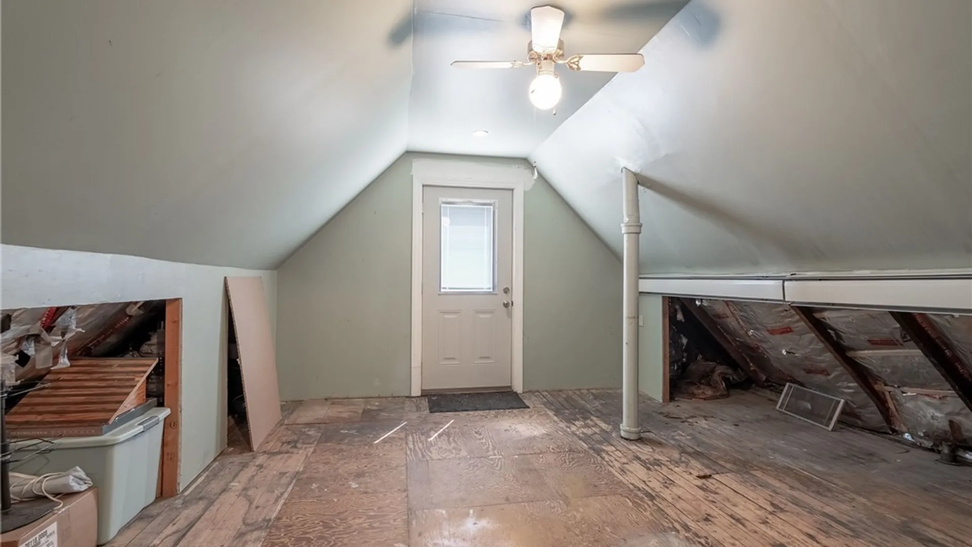 Property at 425 Hopkins Street, Buffalo, NY 14220 9