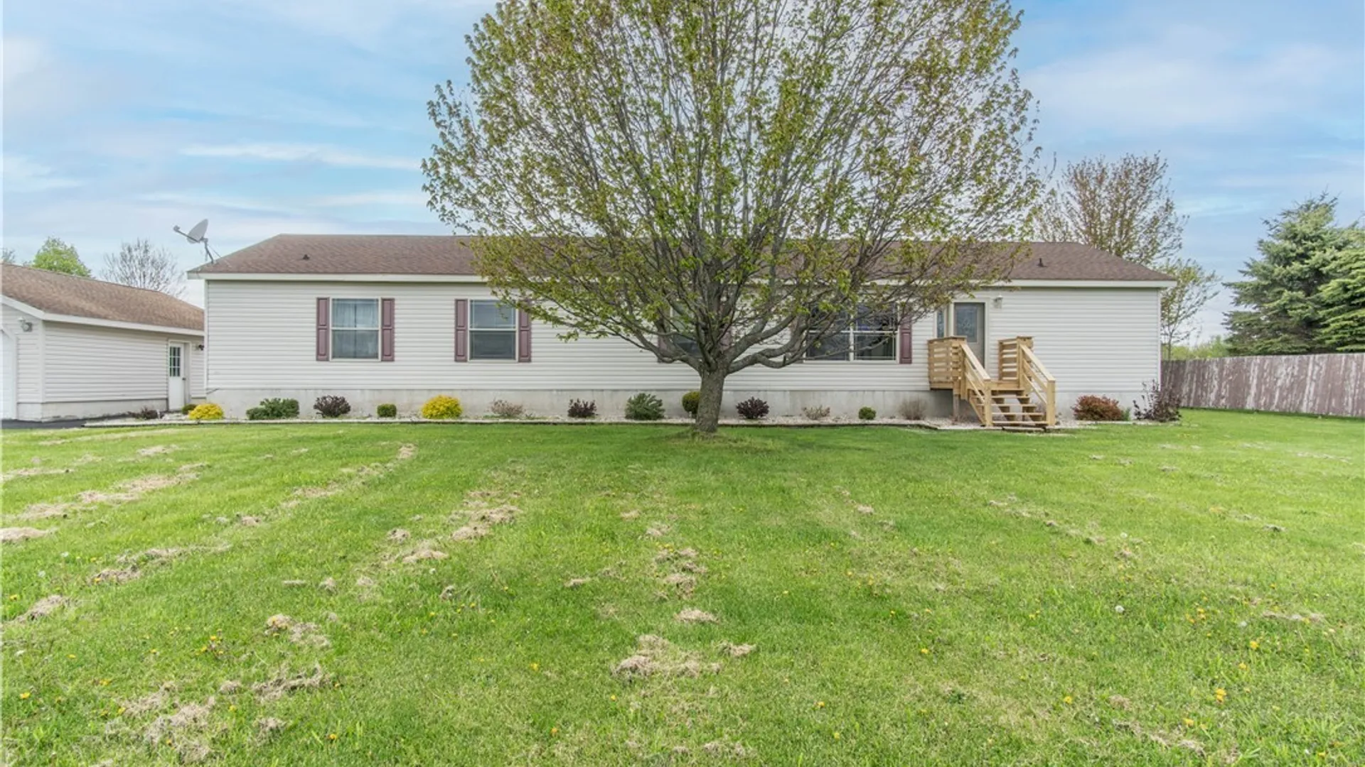 Property at 27165 Victory Lane, Le Ray, NY 13601 4