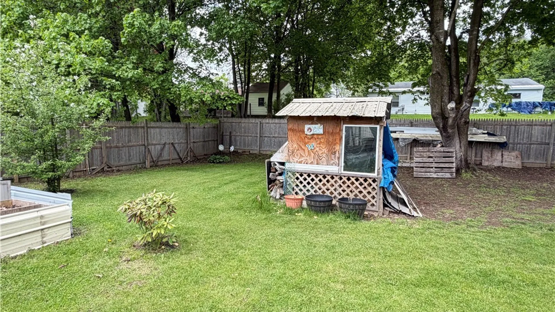 Property at 413 Woodburne Drive, Utica, NY 13502 11
