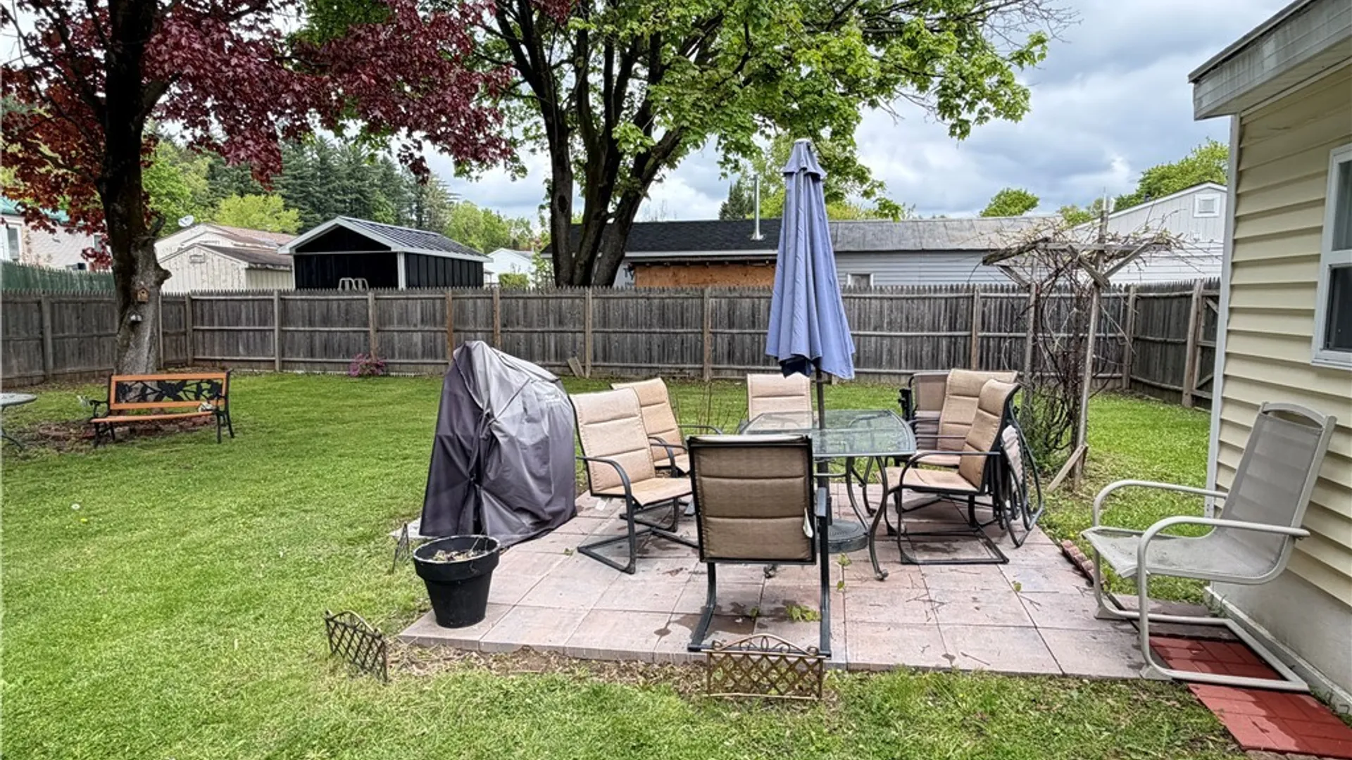 Property at 413 Woodburne Drive, Utica, NY 13502 9