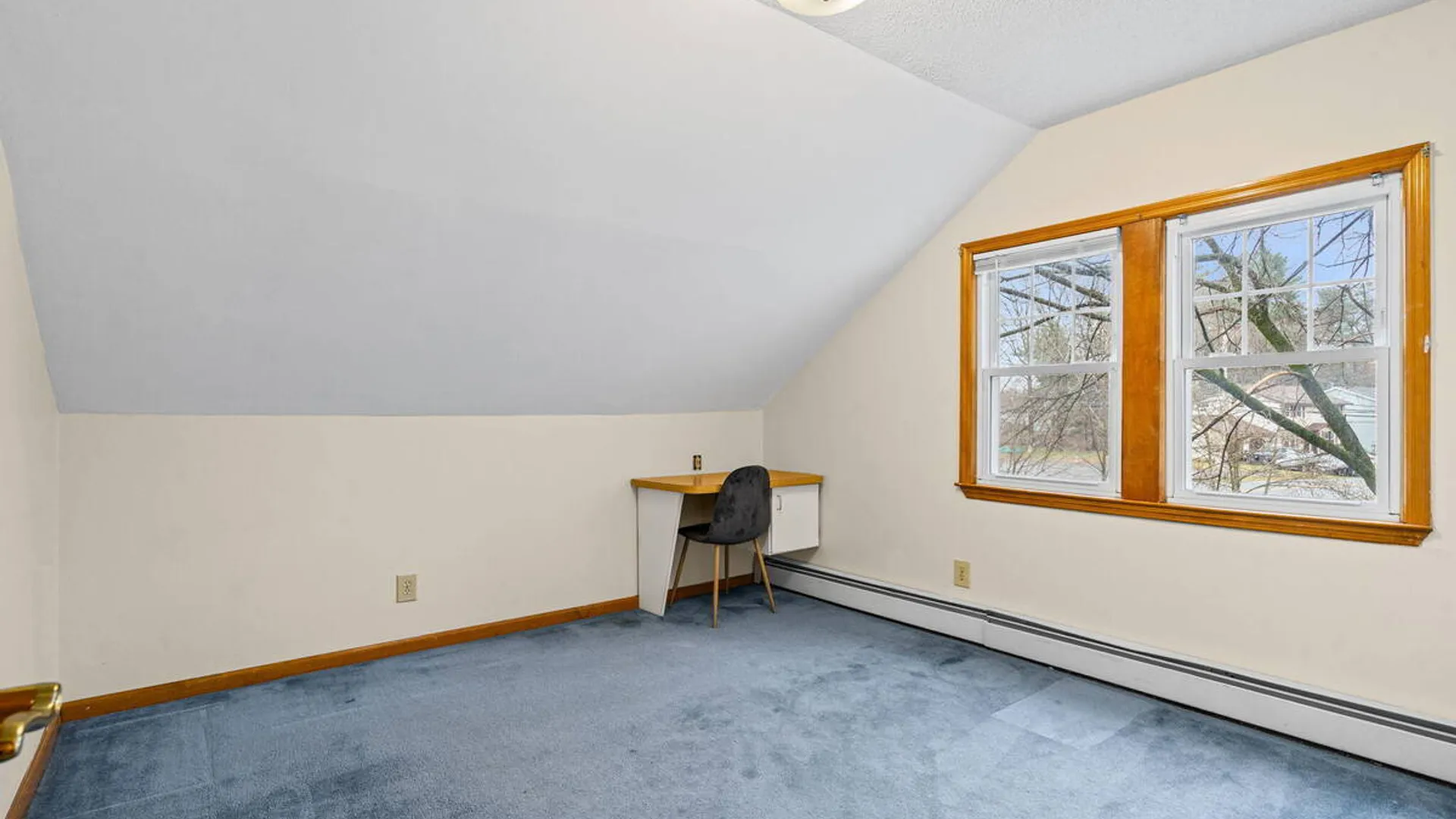 Property at 1002 Fort Hunter Road, Rotterdam, NY 12303 36