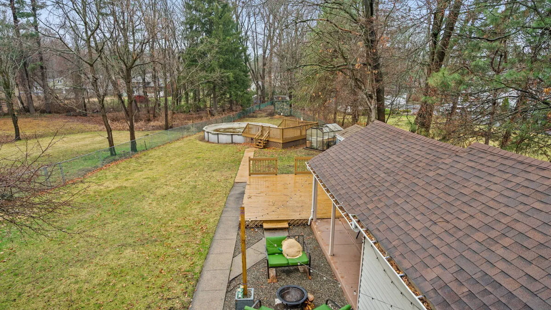 Property at 1002 Fort Hunter Road, Rotterdam, NY 12303 46