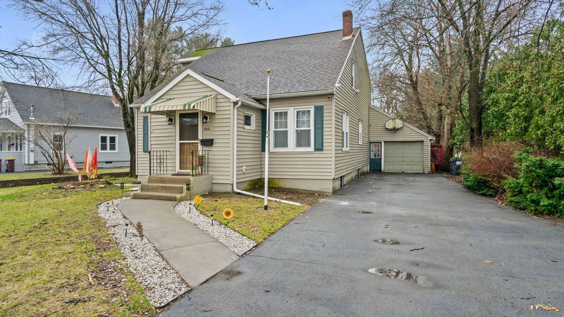 Property at 1002 Fort Hunter Road, Rotterdam, NY 12303 52