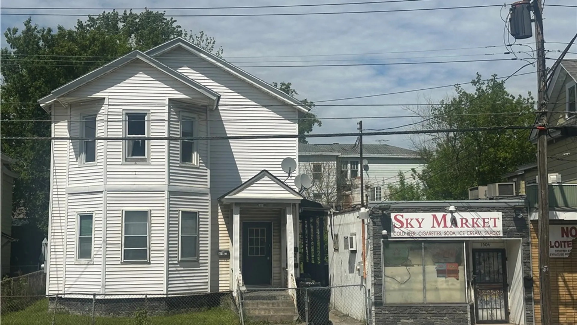 Property at 1506 Lodi Street, Syracuse, NY 13208 4