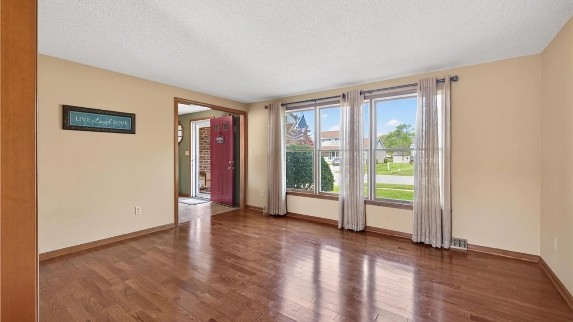 Property at 51 Via Donato, Lancaster, NY 14043 20