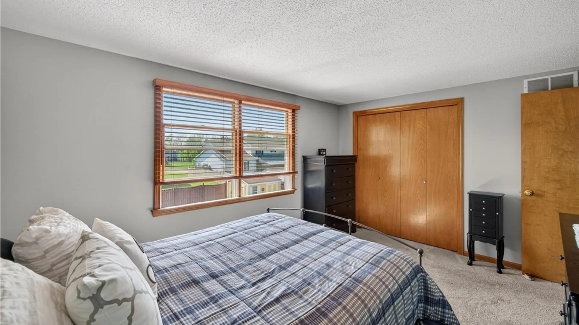 Property at 51 Via Donato, Lancaster, NY 14043 26