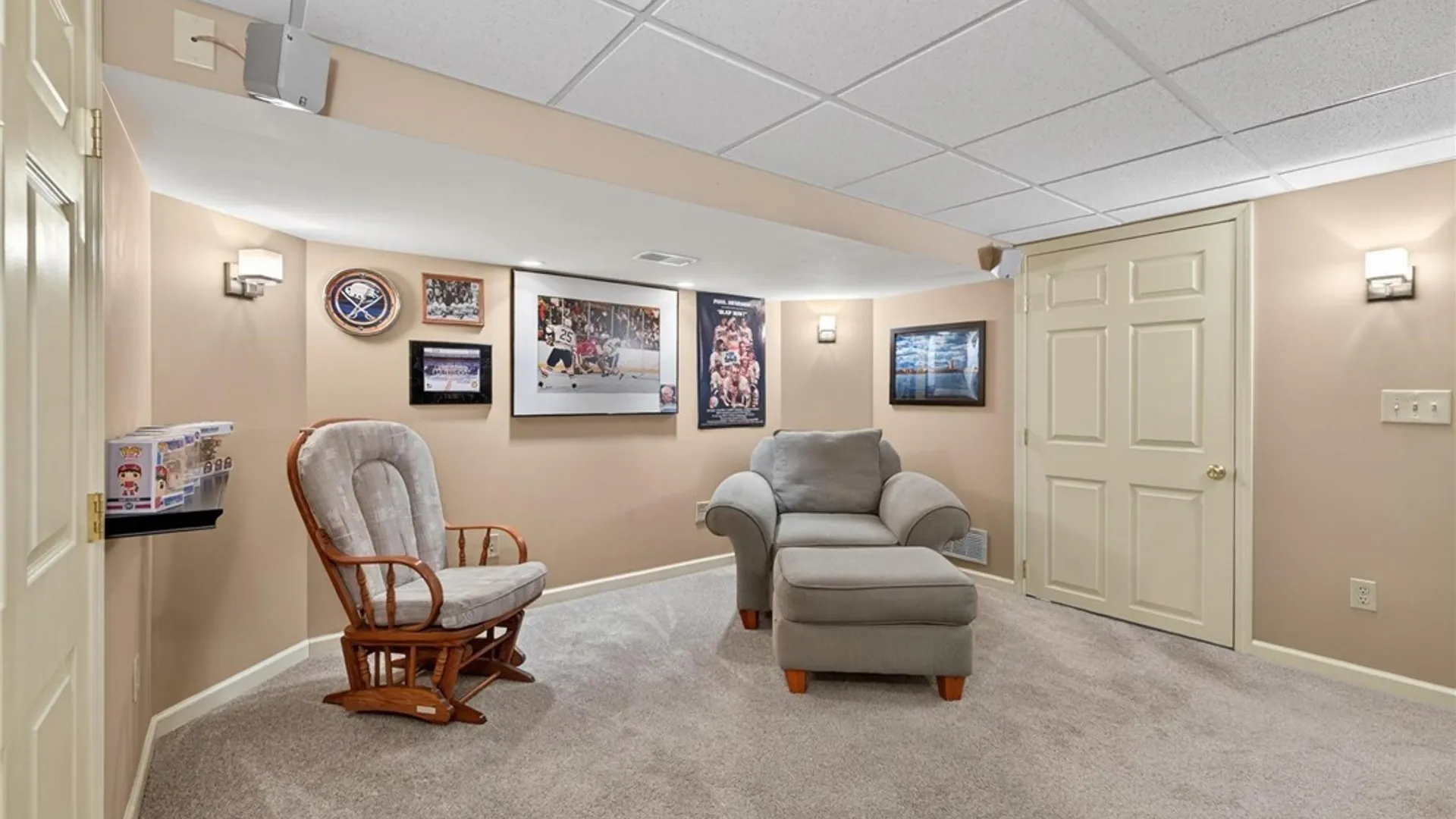 Property at 51 Via Donato, Lancaster, NY 14043 36