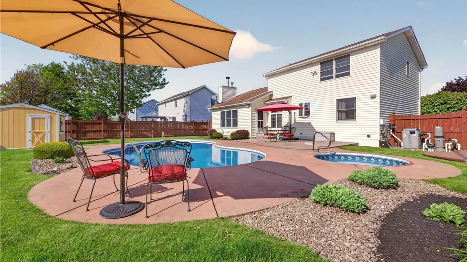 Property at 51 Via Donato, Lancaster, NY 14043 5