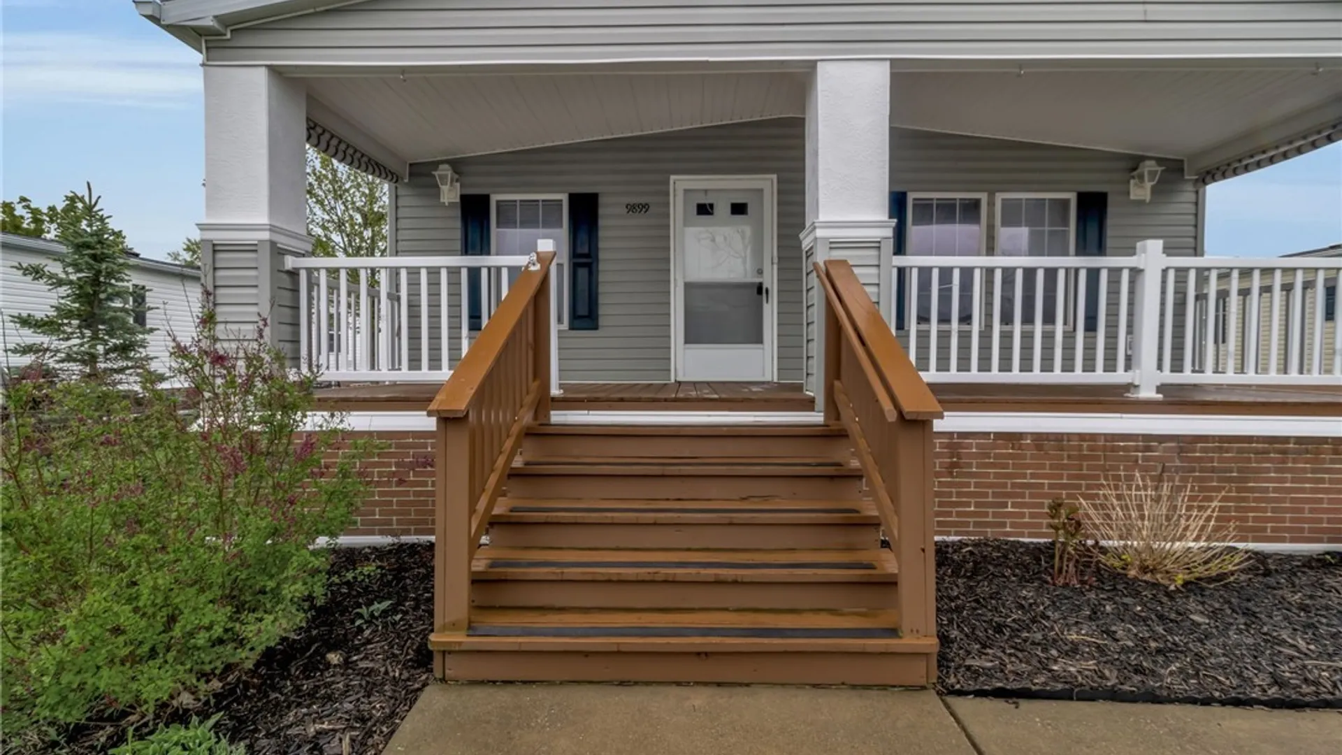Property at 9899 Tobermory Avenue, Clarence, NY 14031 3