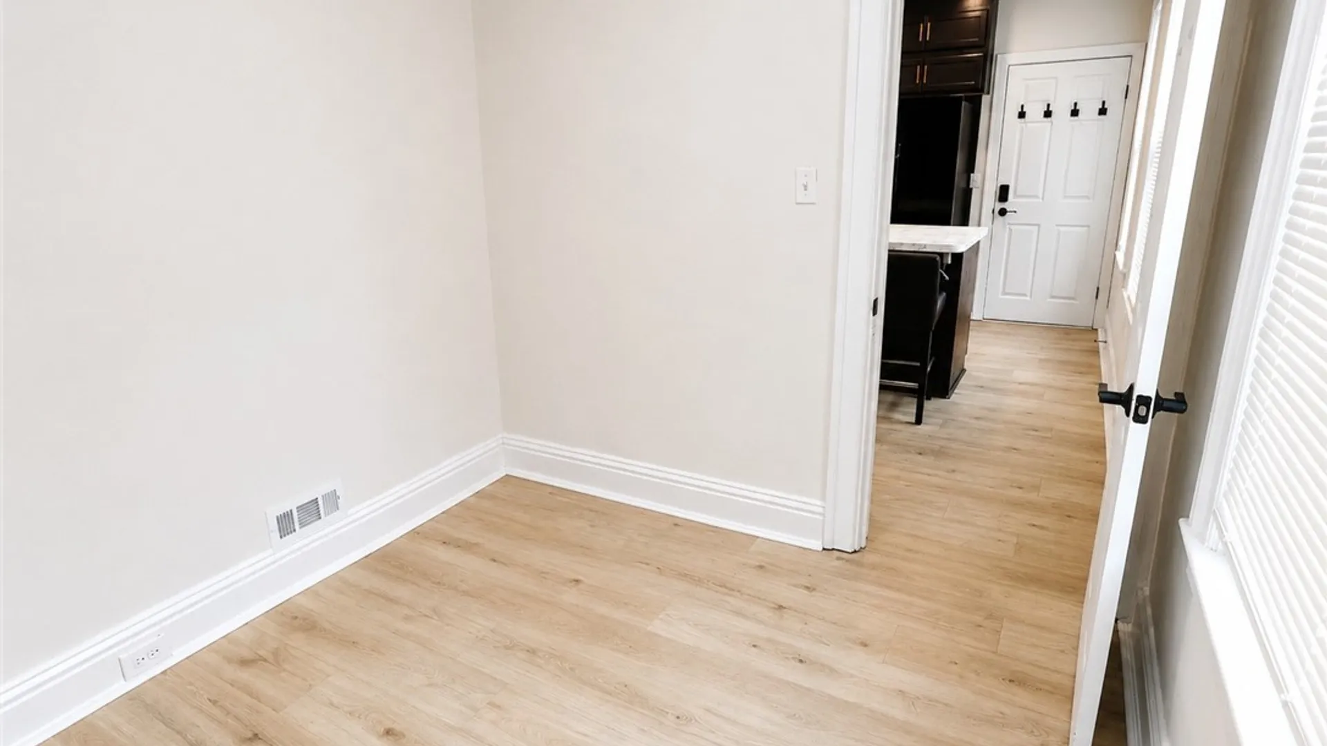 Property at 284 Olmstead Avenue, Lancaster, NY 14043 16