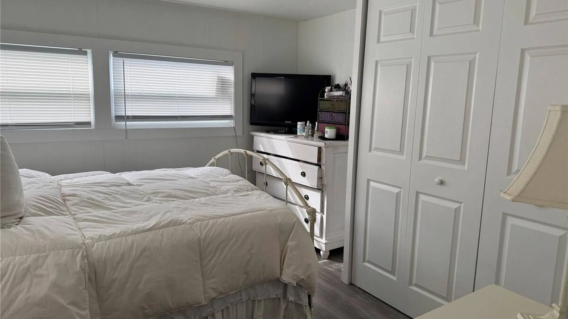 Property at 37 Hubbard Avenue, Riverhead, NY 11901 5