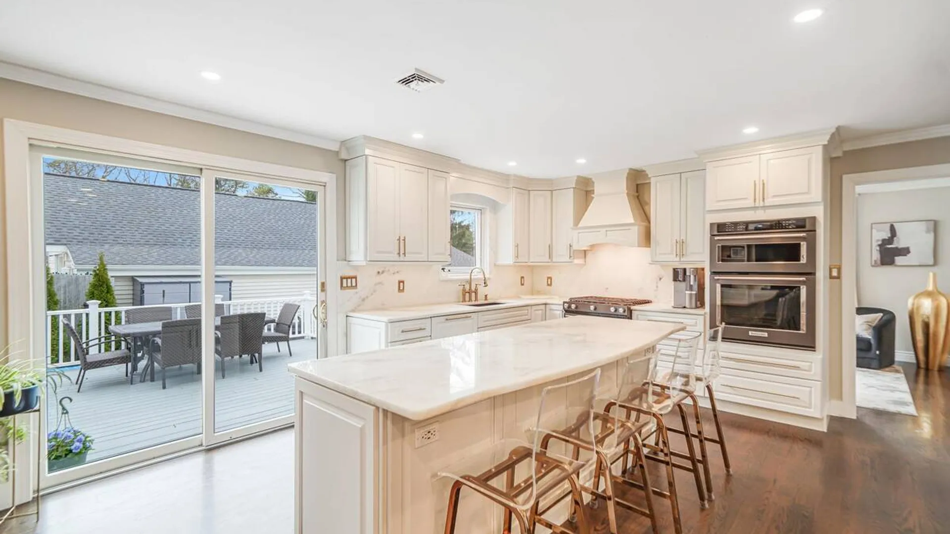 Property at 6 Crusader Lane, Nesconset, NY 11767 22