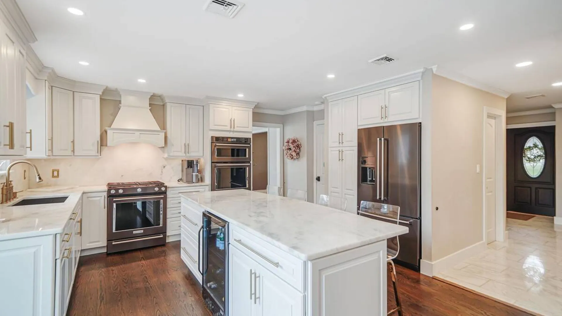 Property at 6 Crusader Lane, Nesconset, NY 11767 25