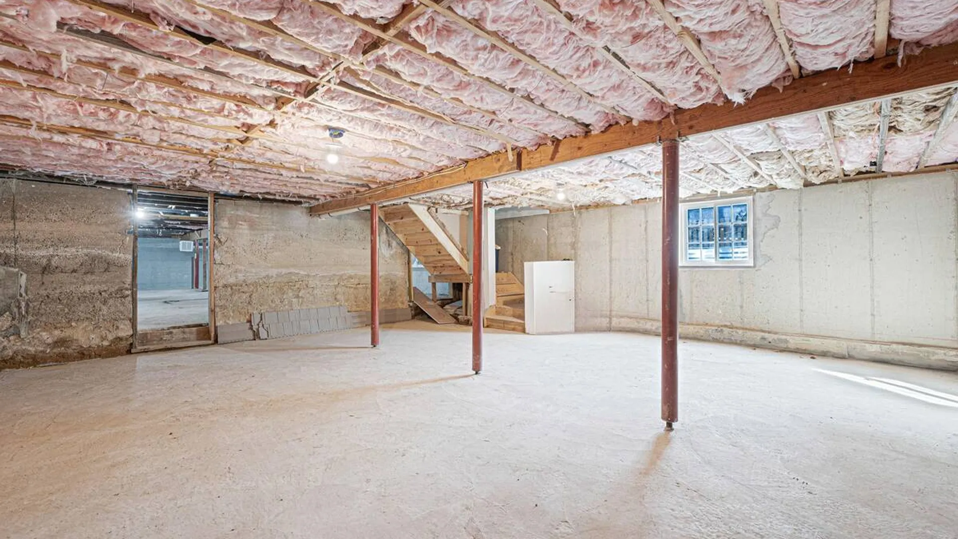 Property at 28 Vanderbilt Avenue, Babylon, NY 11702 33