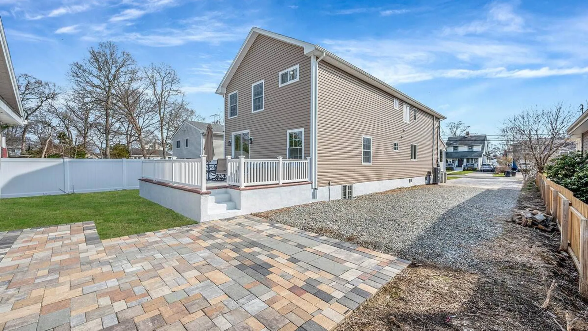 Property at 28 Vanderbilt Avenue, Babylon, NY 11702 38