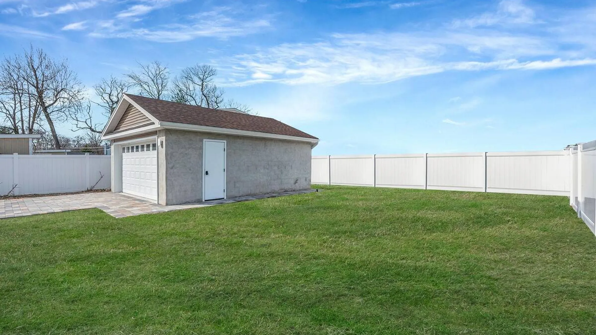 Property at 28 Vanderbilt Avenue, Babylon, NY 11702 41