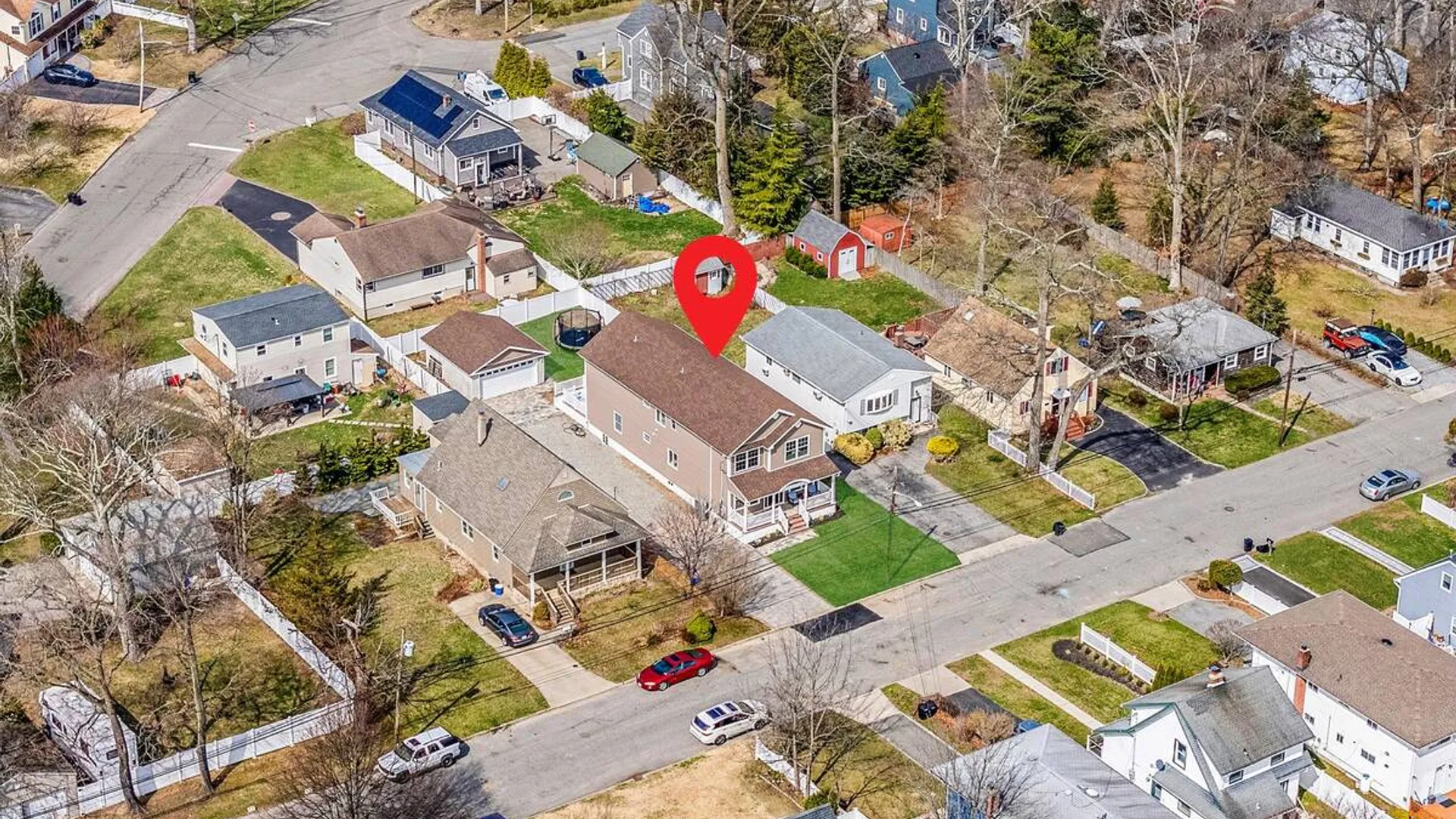 Property at 28 Vanderbilt Avenue, Babylon, NY 11702 46