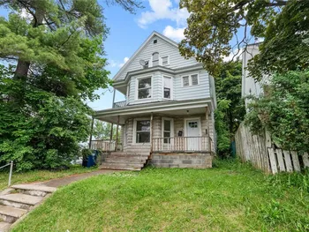 Property at 712 Oak Street, Syracuse, NY 13203