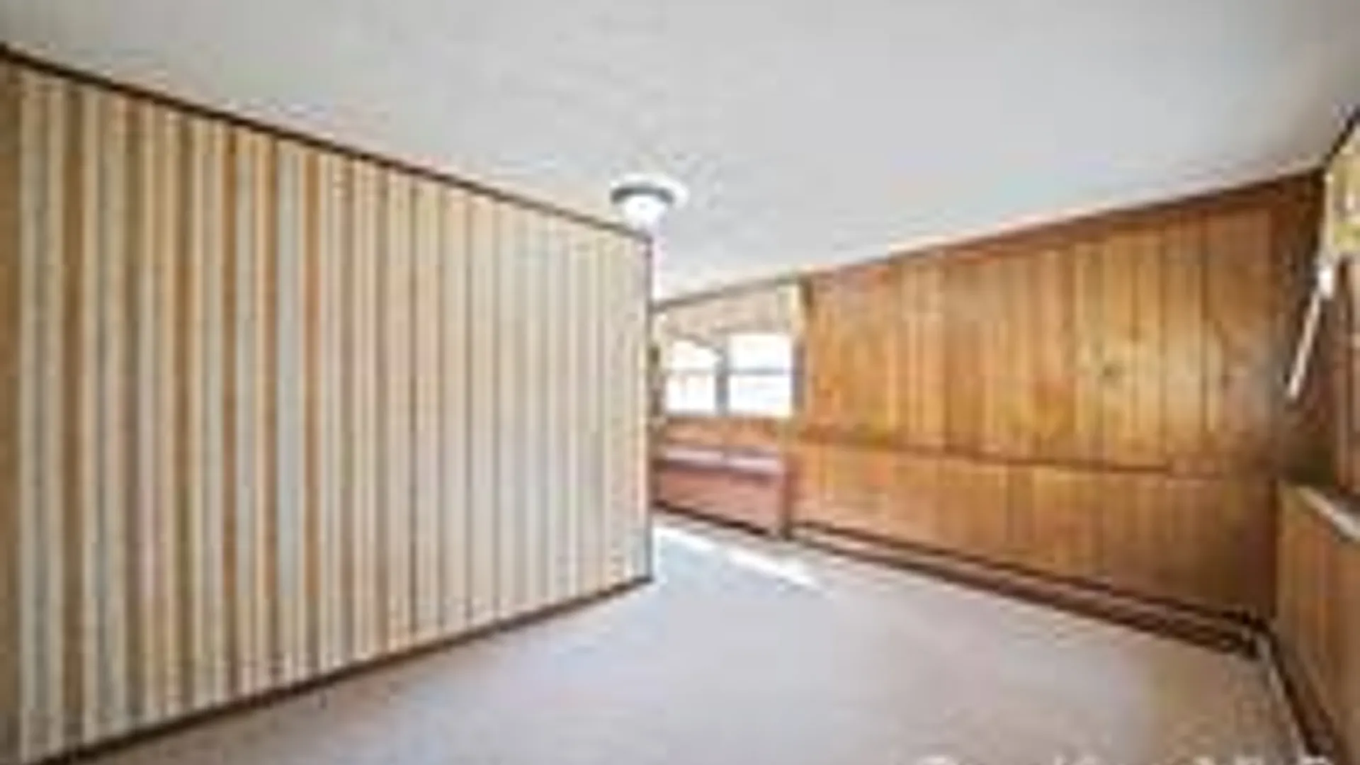 Property at 344 Woods Rd, North Babylon, NY 11703 22