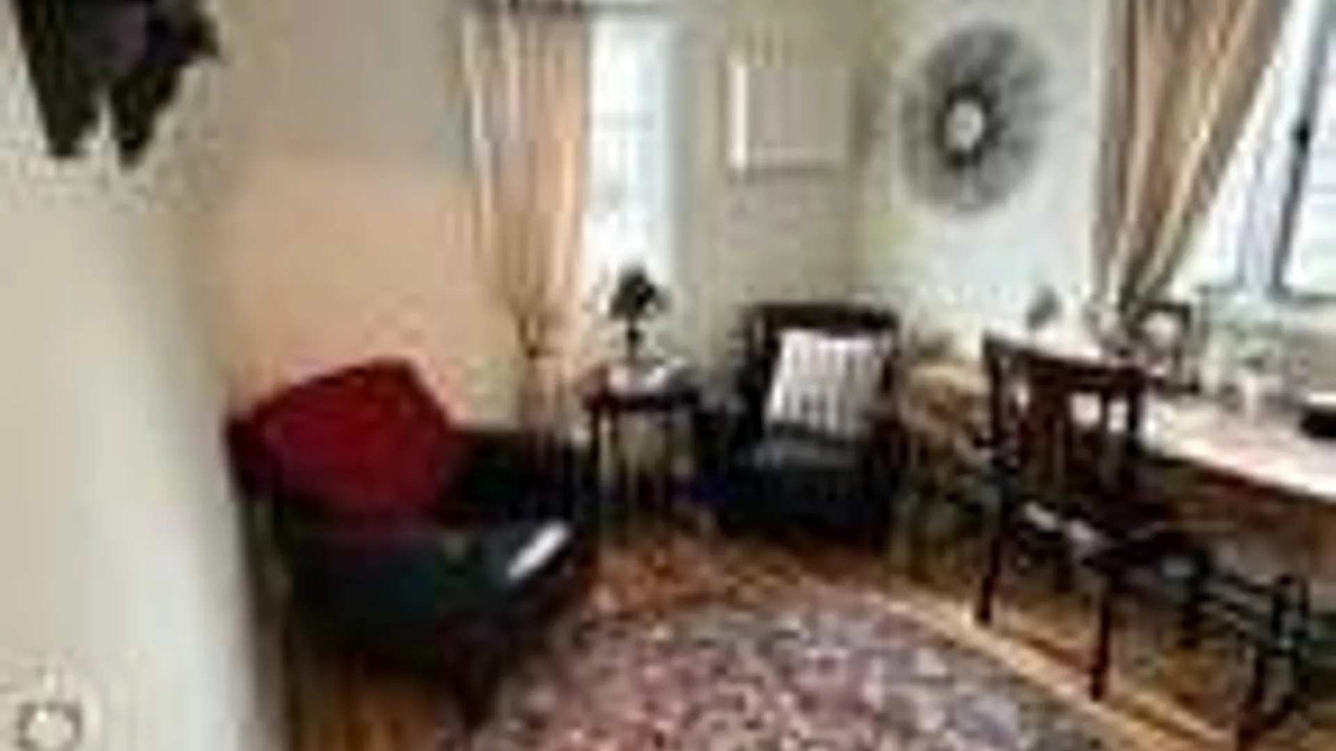 Property at 344 Woods Rd, North Babylon, NY 11703 6