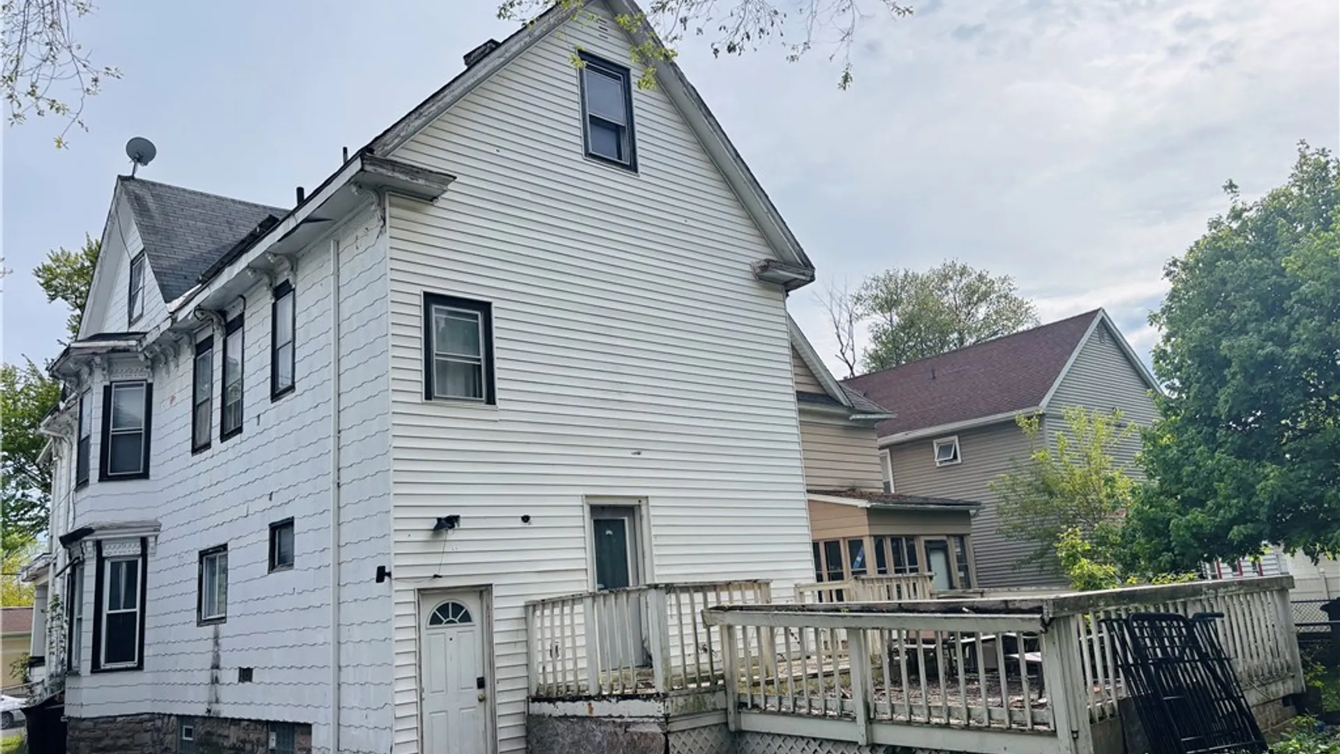 Property at 1148 Niagara Avenue, Niagara Falls, NY 14305 11