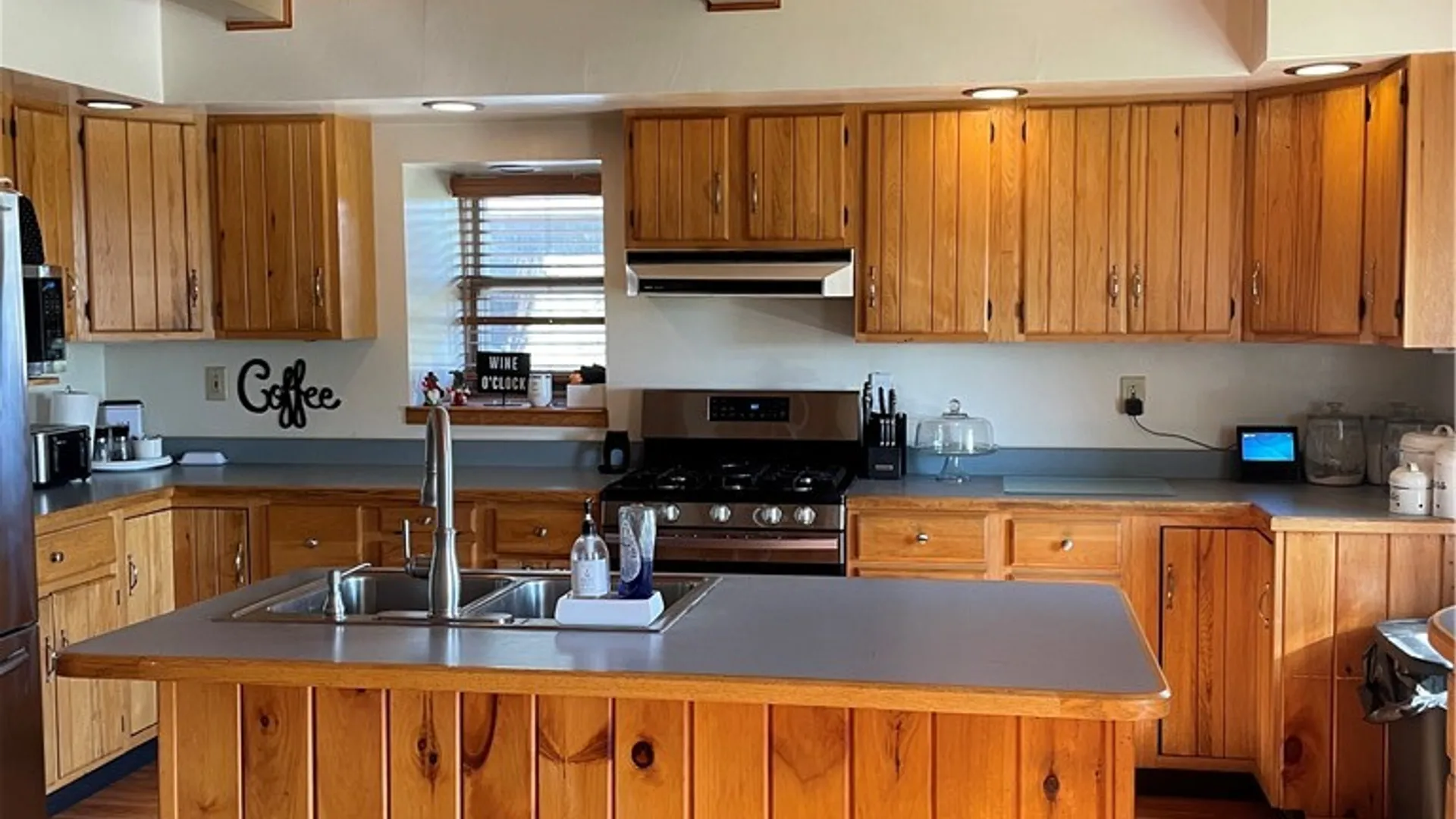 Property at 16577 Telegraph Road, Murray, NY 14470 12