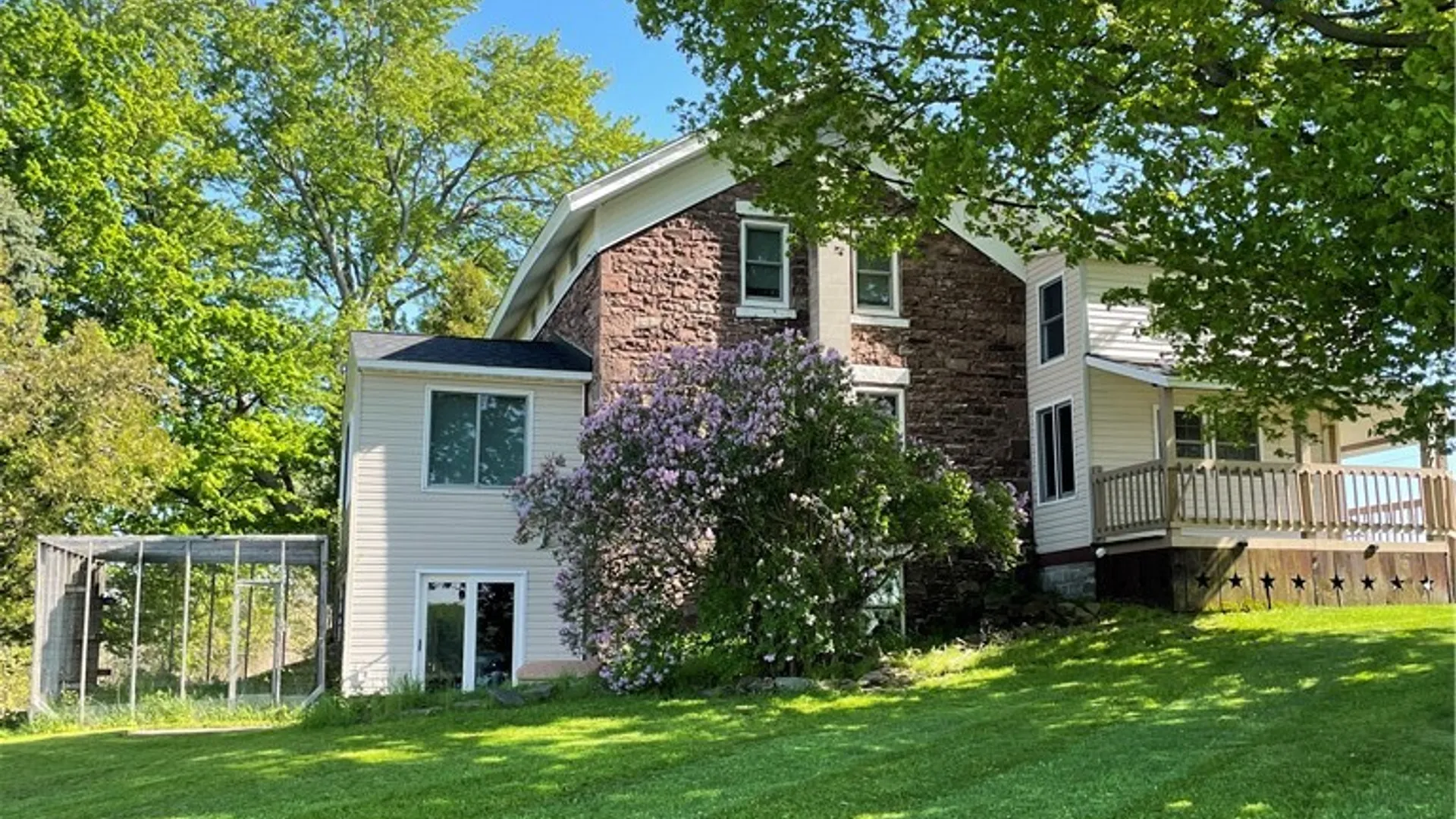 Property at 16577 Telegraph Road, Murray, NY 14470 3