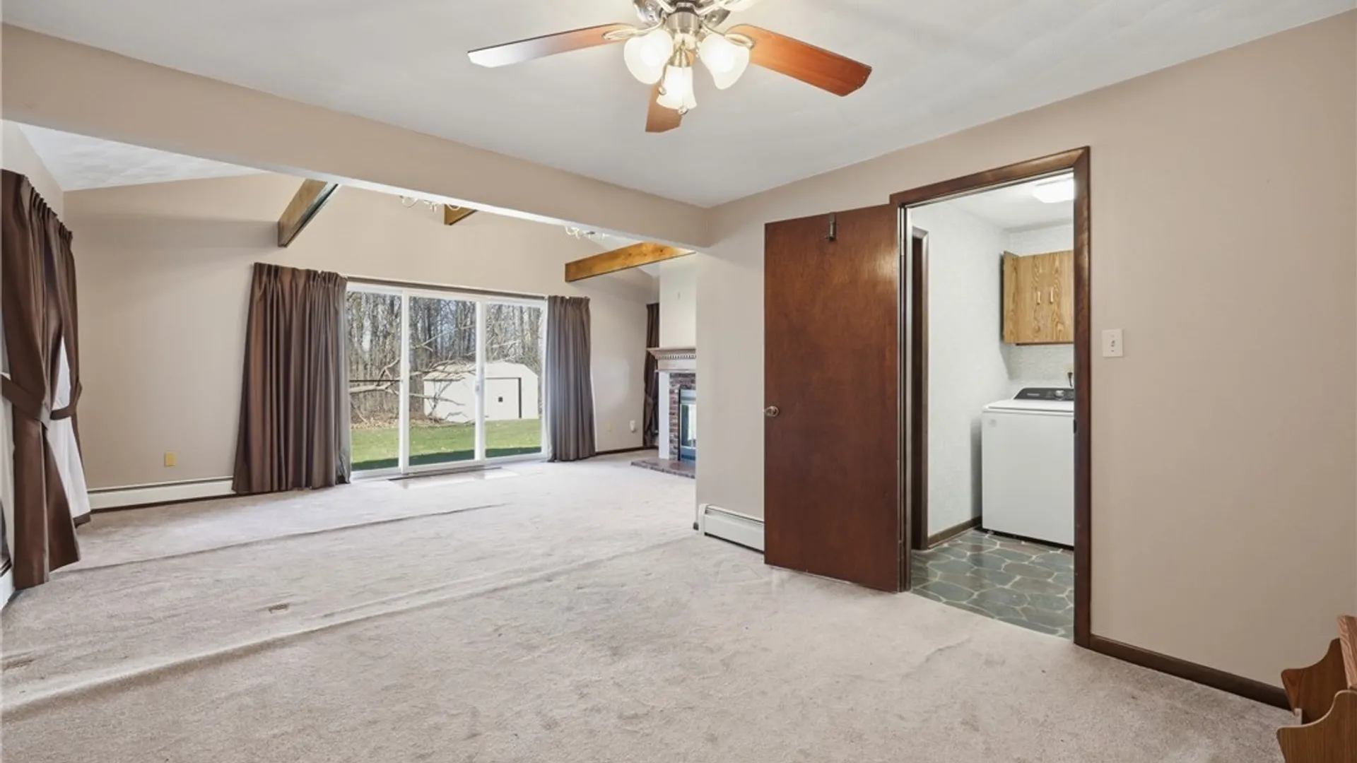 Property at 6888 Joanne Circle, Niagara, NY 14304 16