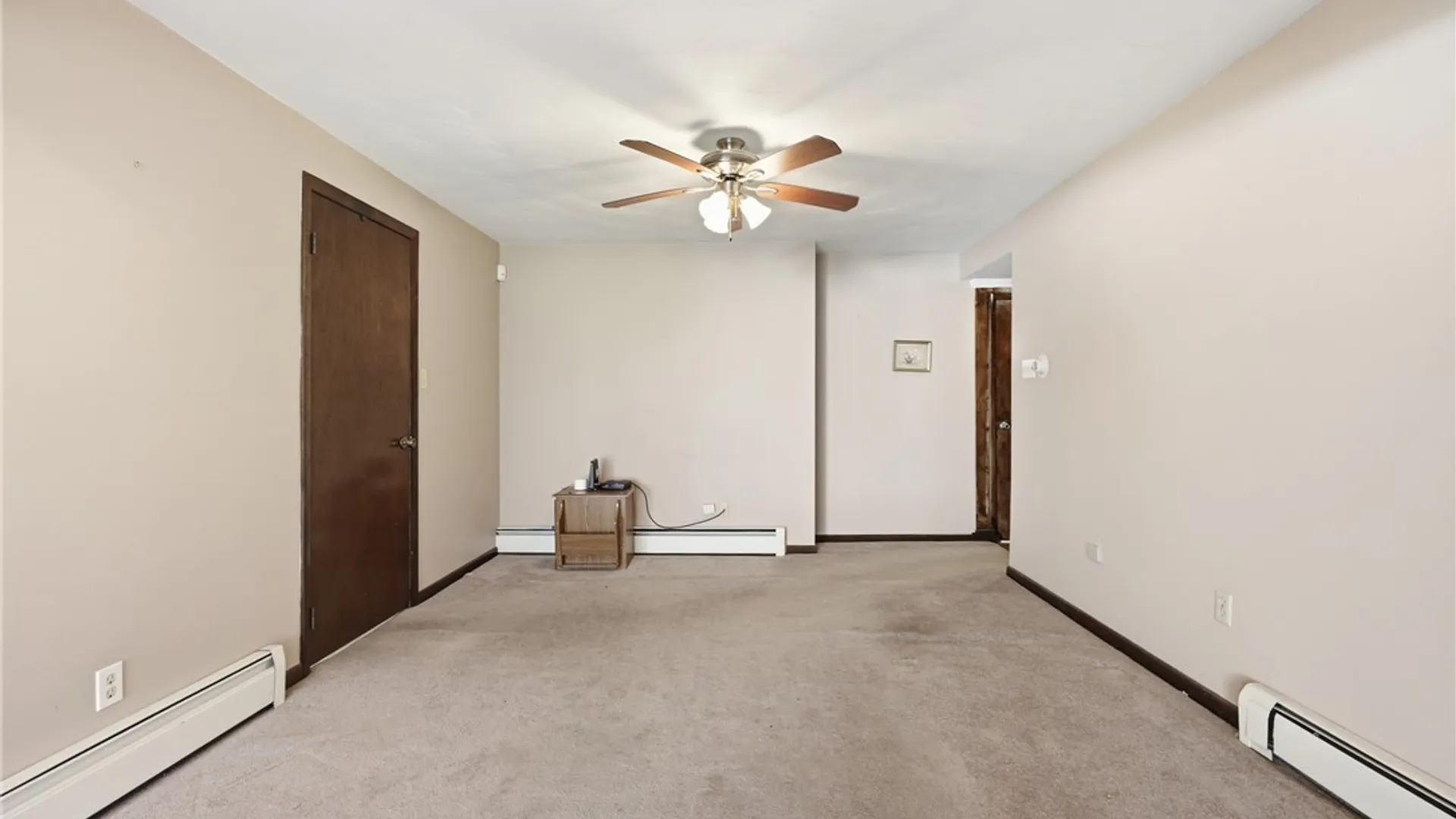 Property at 6888 Joanne Circle, Niagara, NY 14304 17