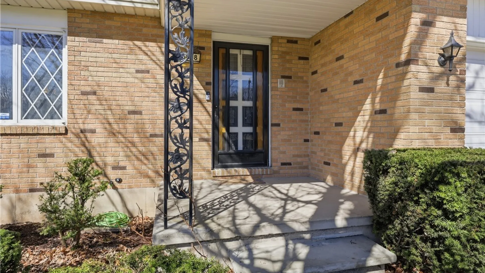 Property at 6888 Joanne Circle, Niagara, NY 14304 2