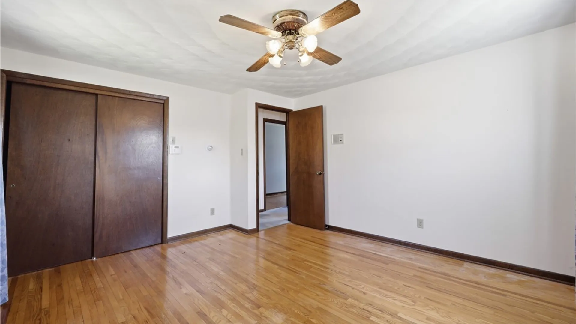 Property at 6888 Joanne Circle, Niagara, NY 14304 26