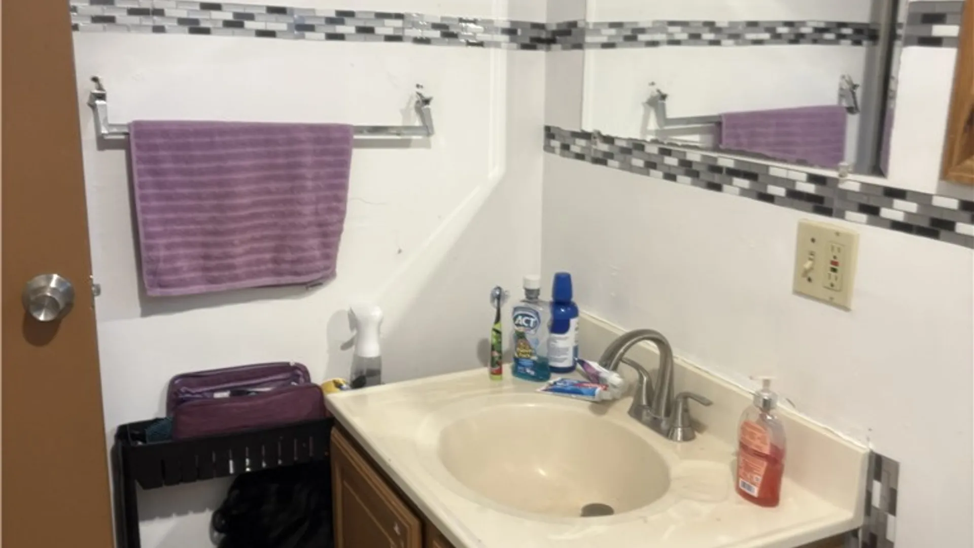 Property at 77 Pullman Avenue, Rochester, NY 14615 4