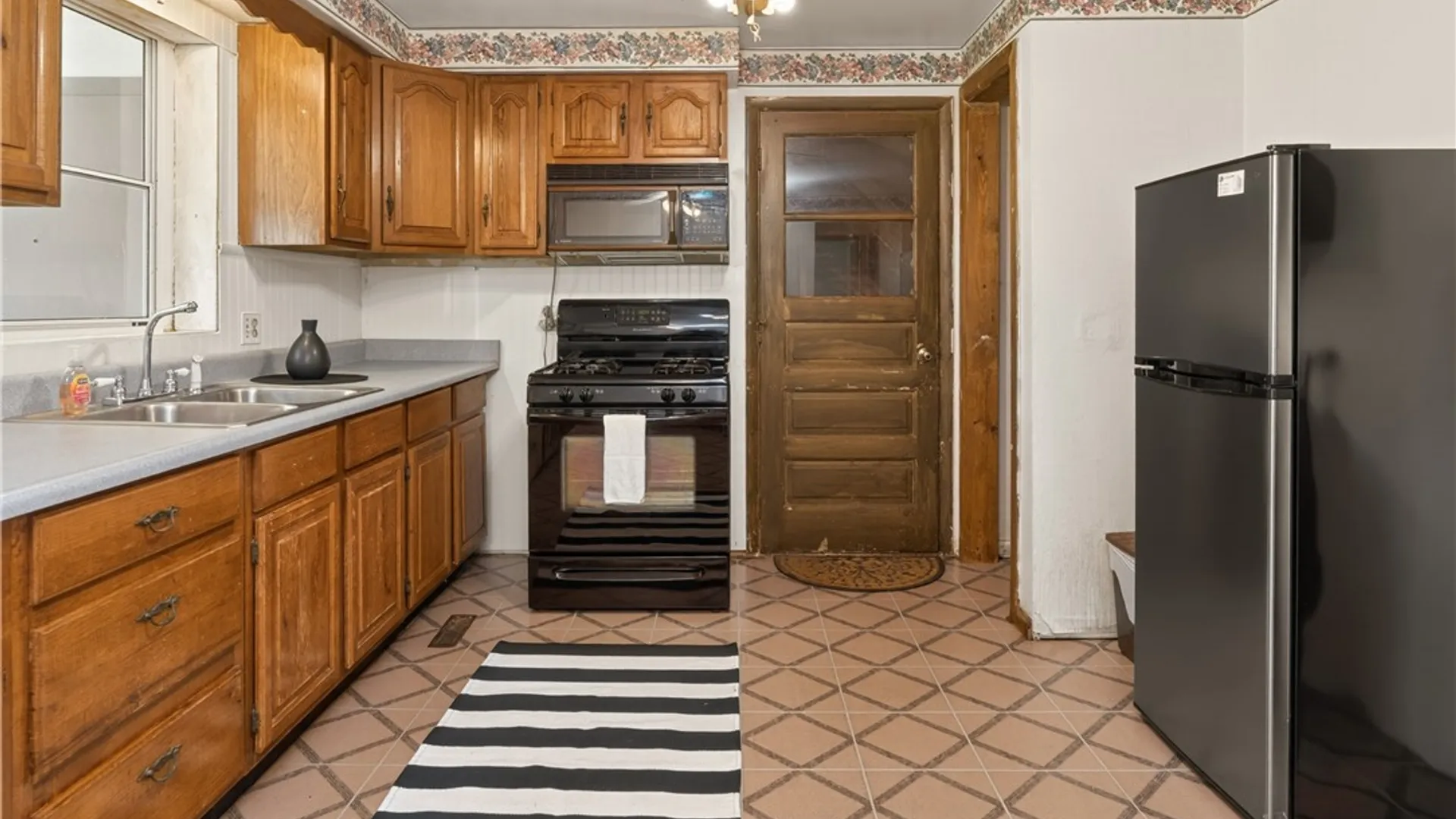 Property at 86 Church Rd, Parma, NY 14468 12