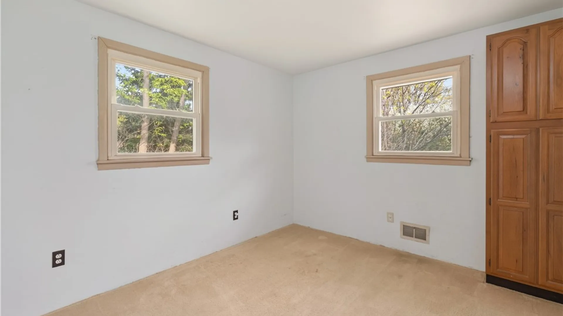 Property at 86 Church Rd, Parma, NY 14468 19