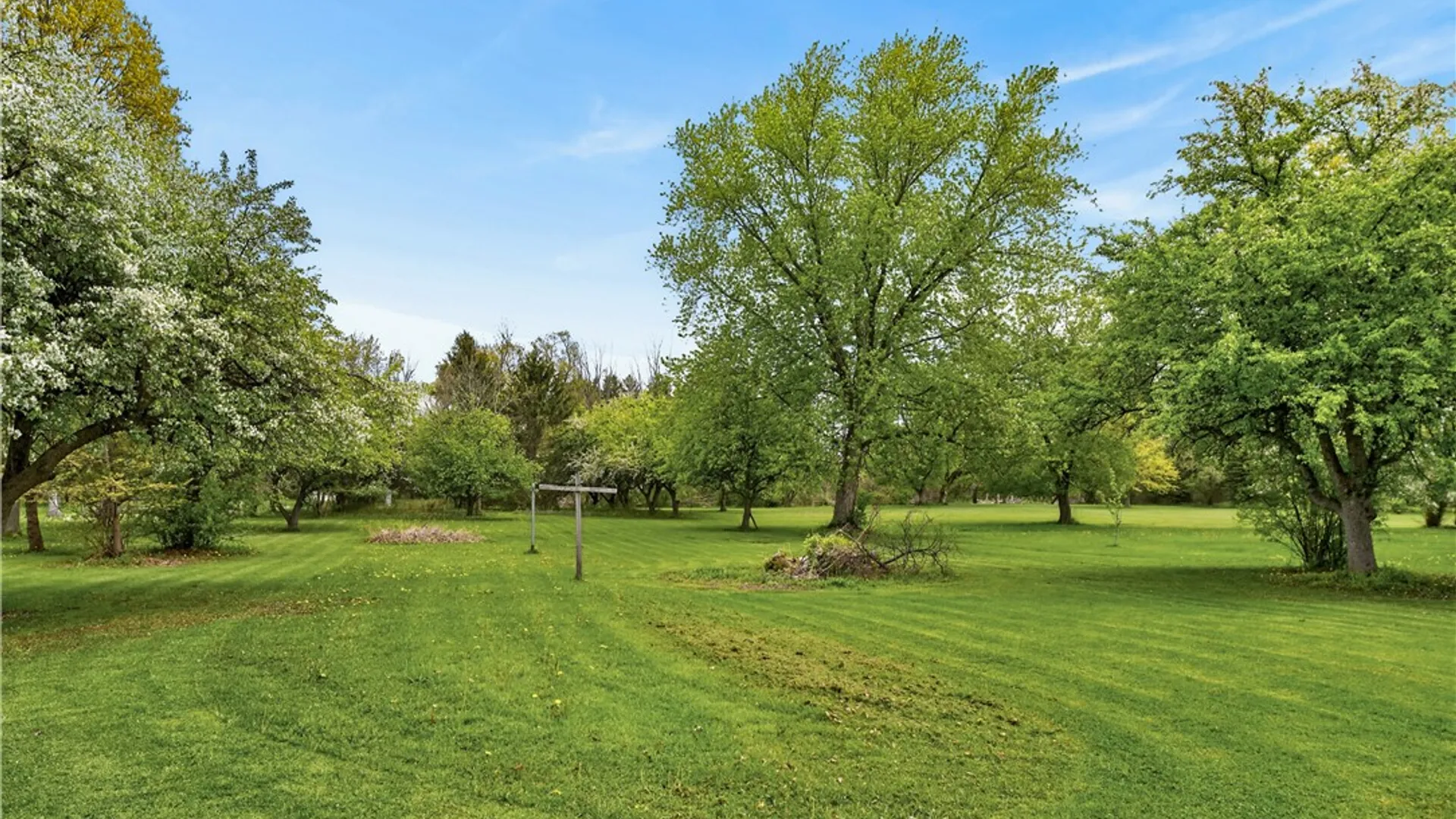 Property at 86 Church Rd, Parma, NY 14468 36