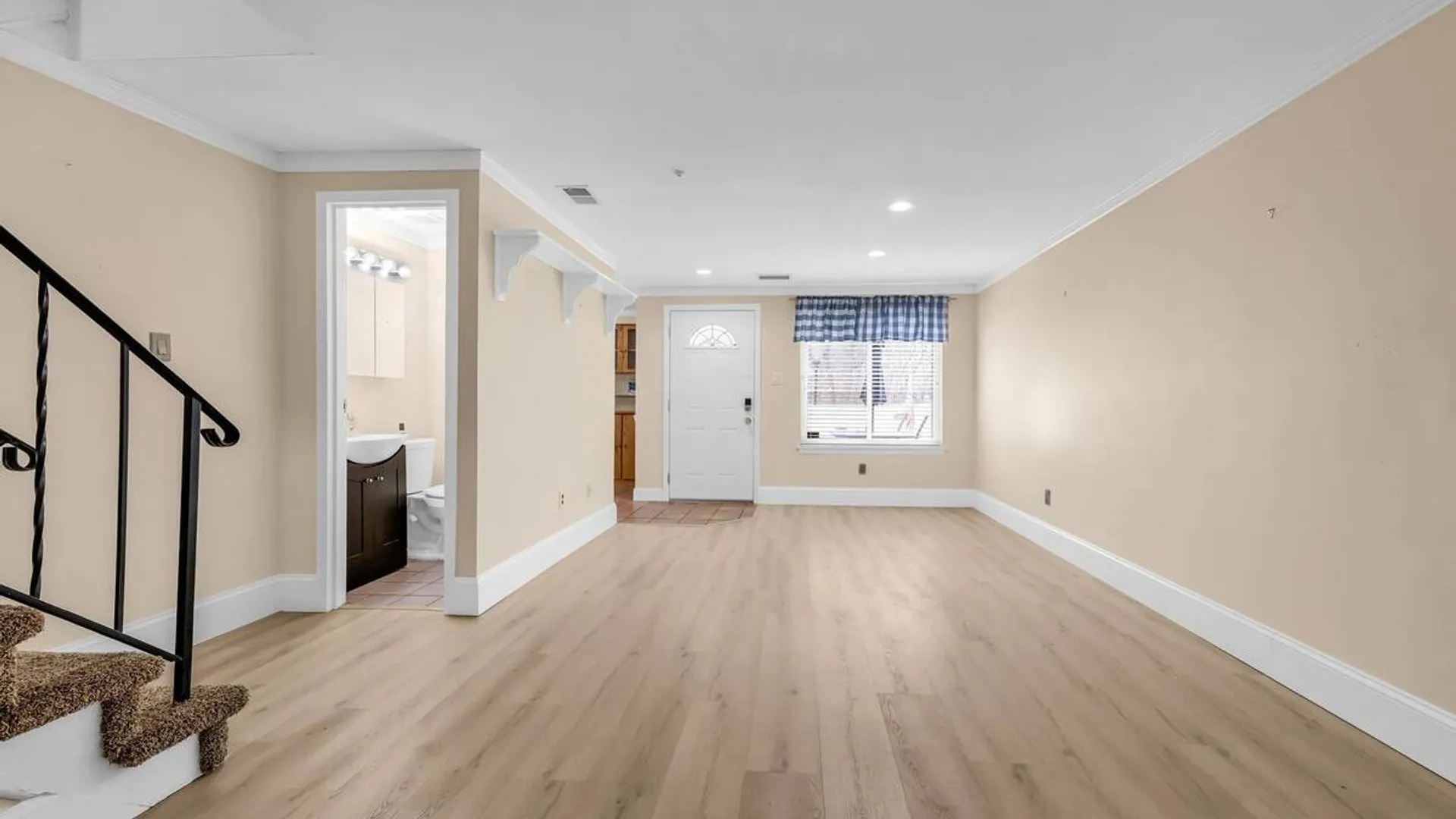 Property at 8 Birchwood Road, Medford, NY 11763 7