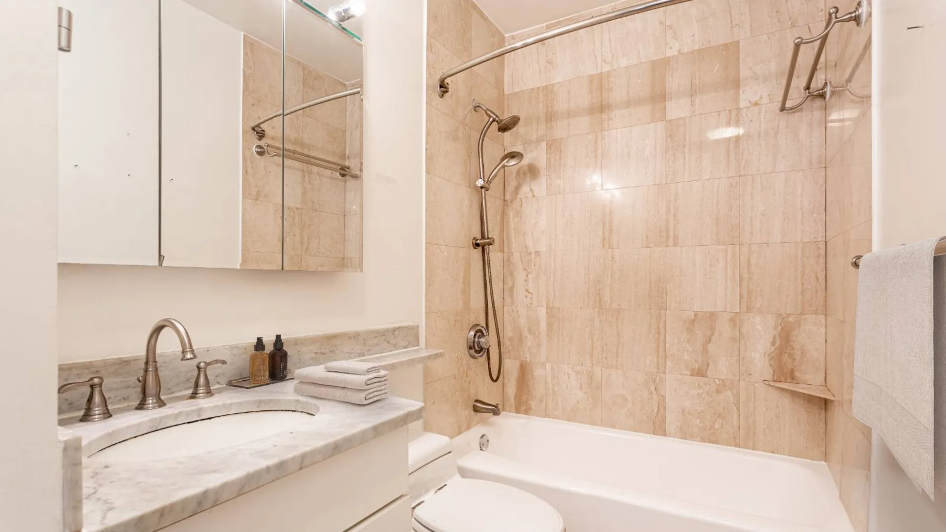 Property at 350 West 50th Street, Manhattan, NY 10019 25