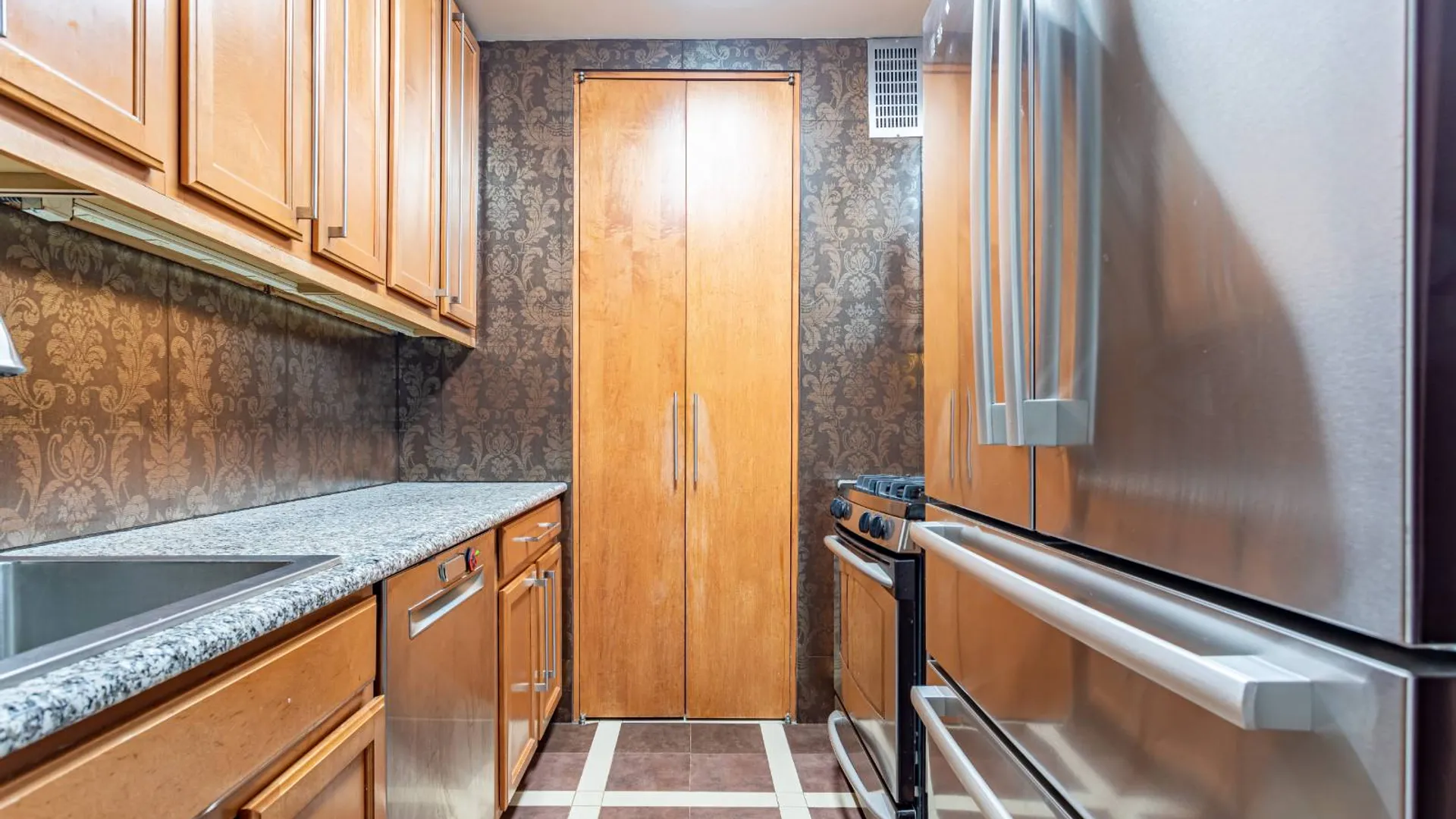 Property at 350 West 50th Street, Manhattan, NY 10019 29
